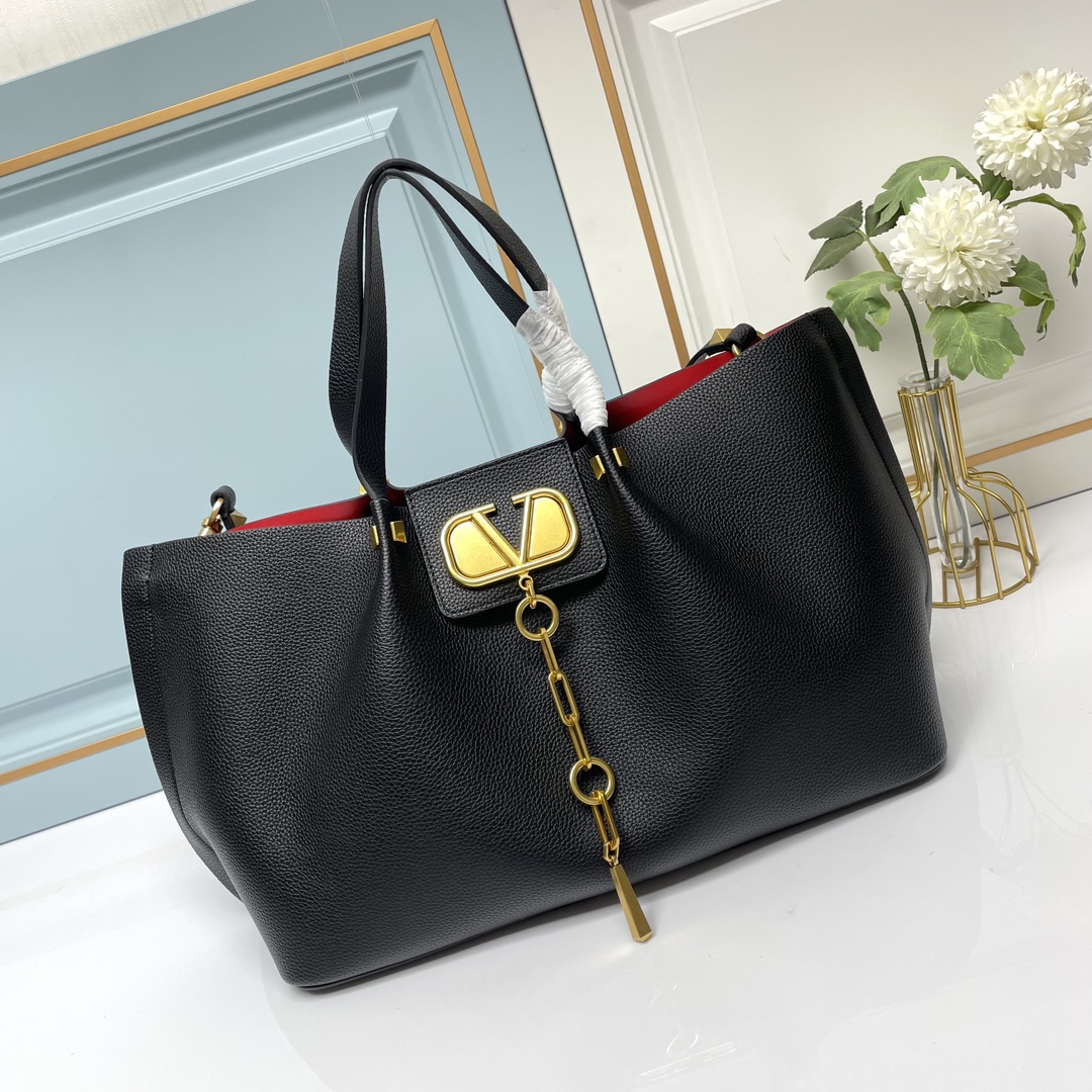 Valentino VLogo Black/Rosso Garavani Escape Grained Leather Gold Chain Tassel Shopping Tote Bag With Pouch - KAIROO