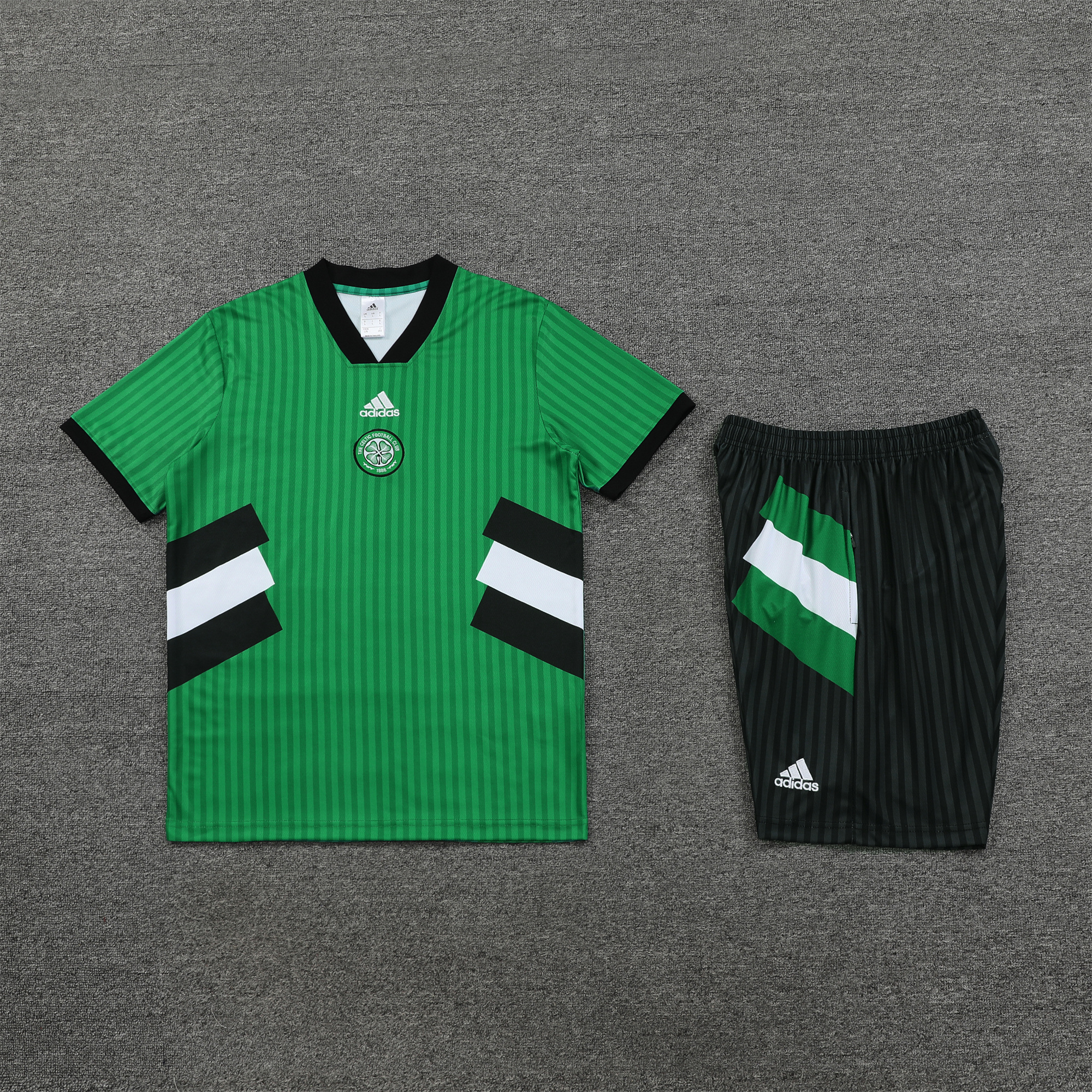 SHORT-SLEEVE TRAINING SET