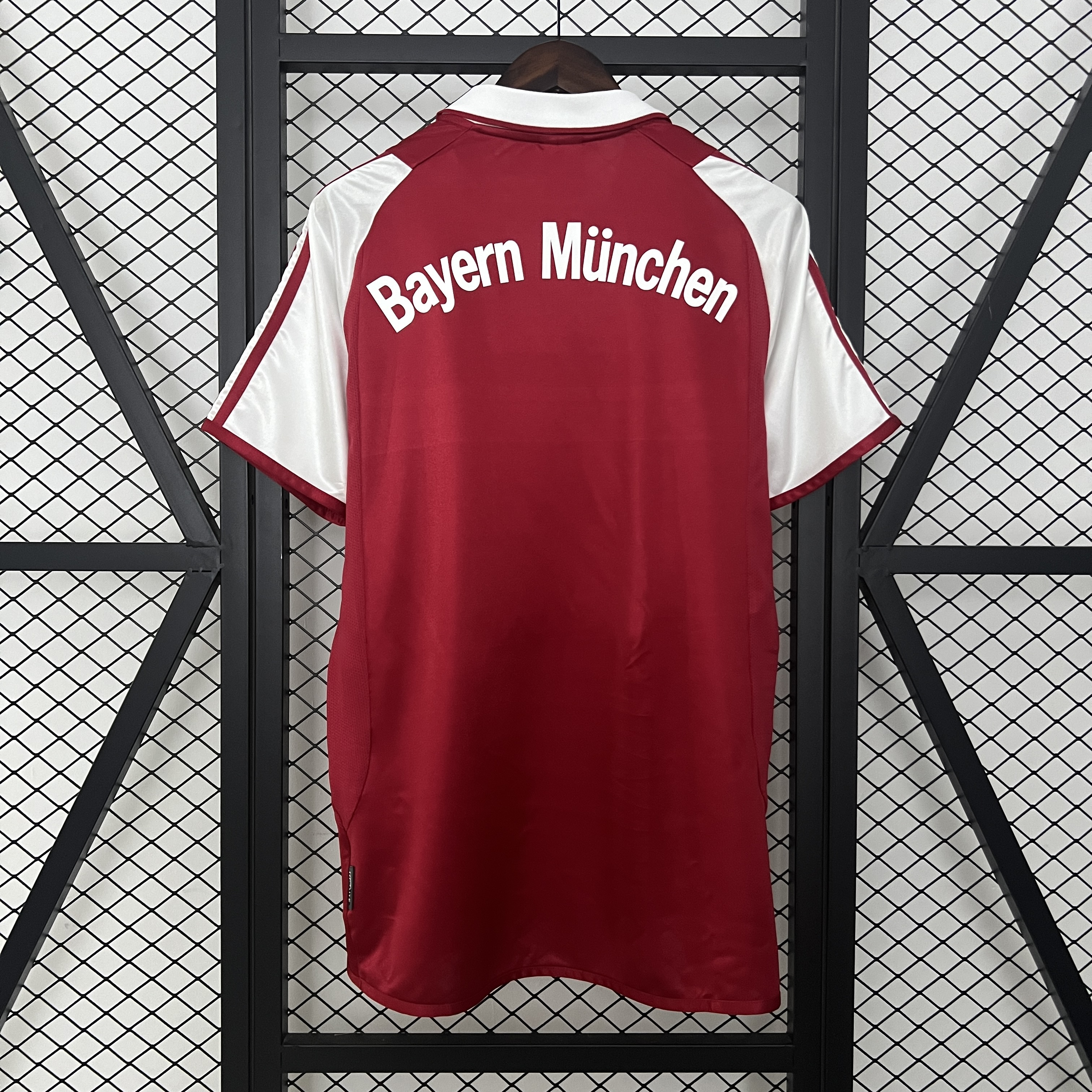 Retro Bayern Munich 03/04 Home S-XXL