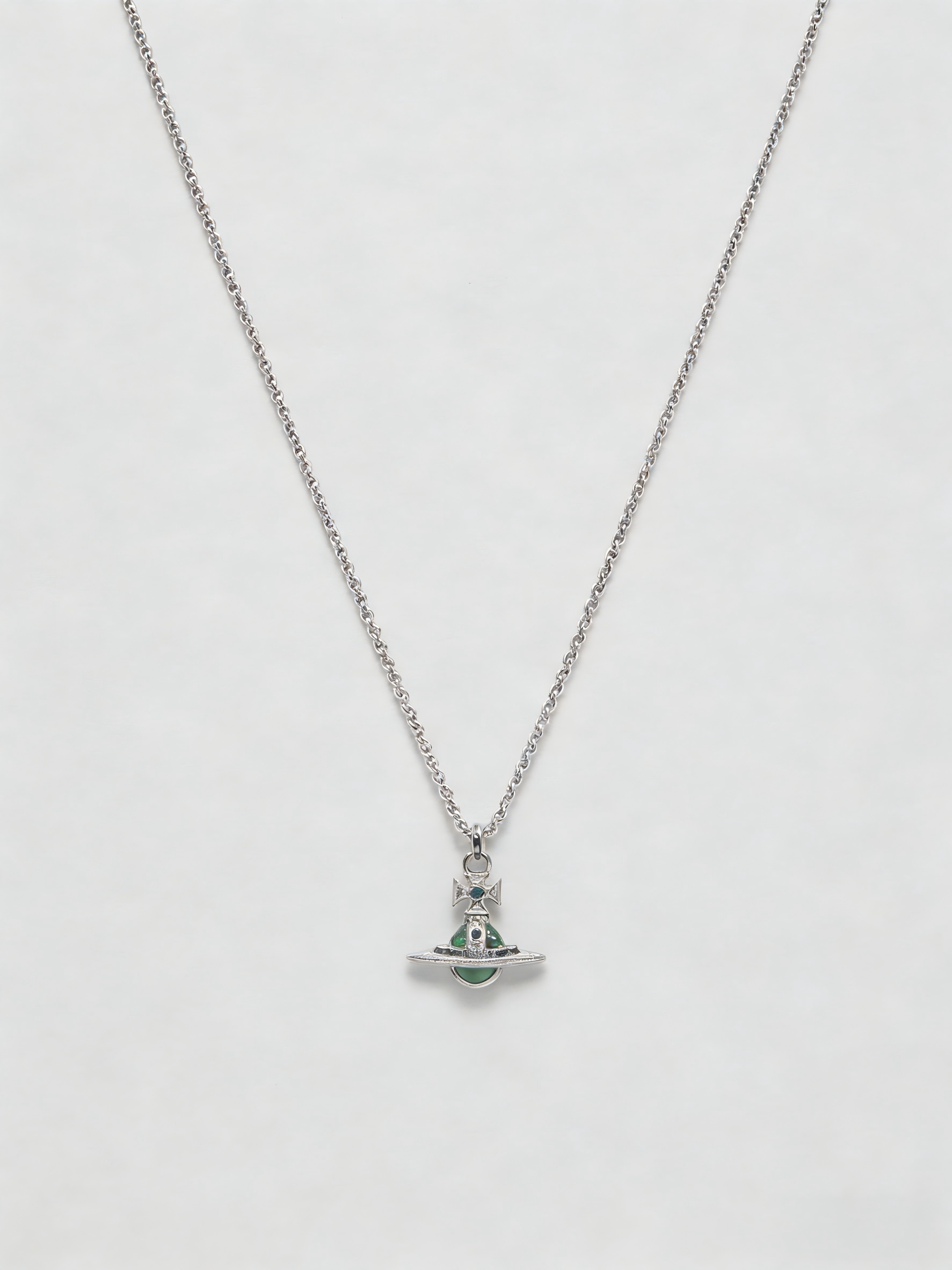 Dainty Silver Saturn Pendant Necklace – Sparkling Green Accent Jewelry Gift for Her