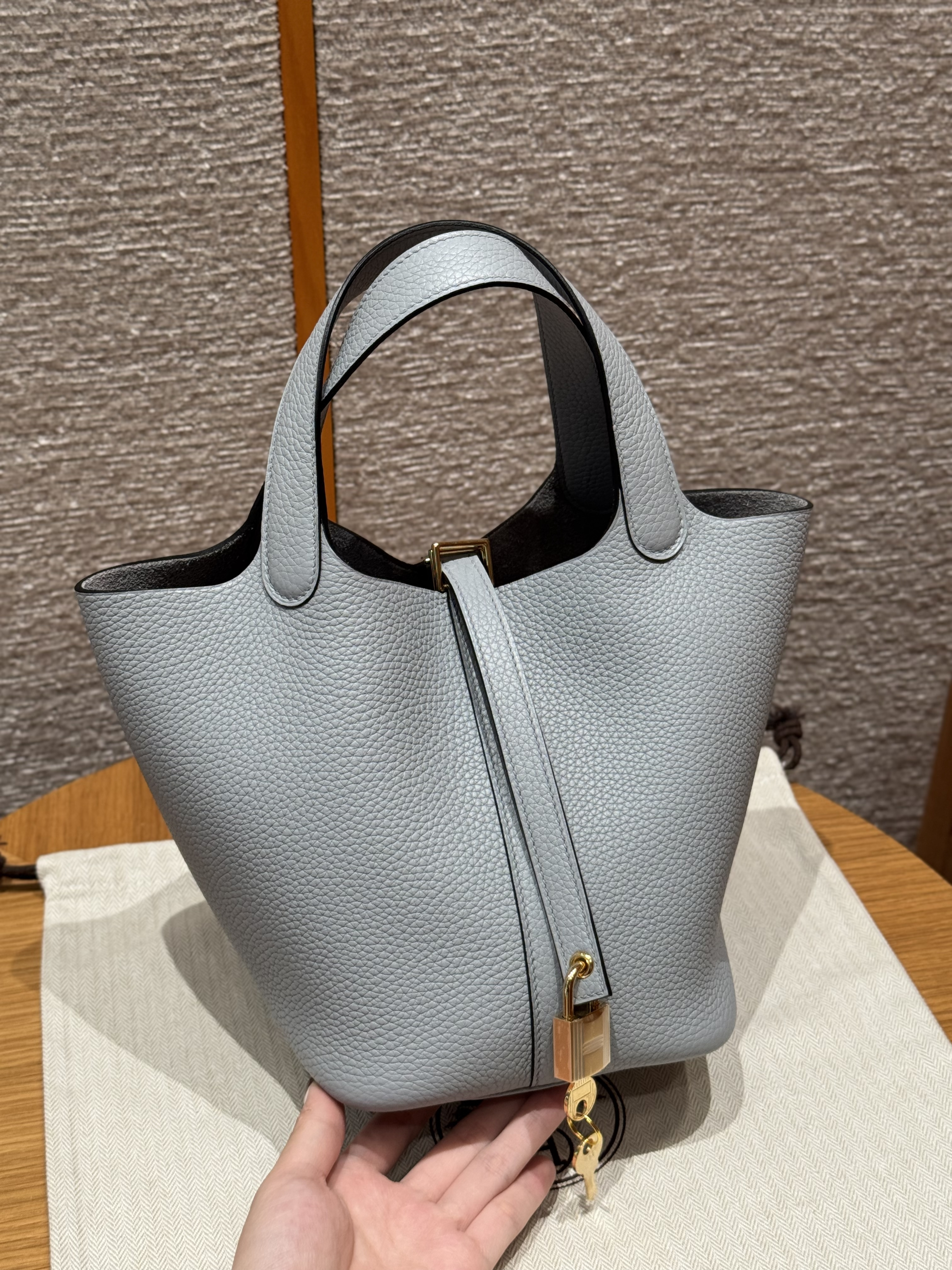 Hermes Gris Pantin Clemence Picotin 18