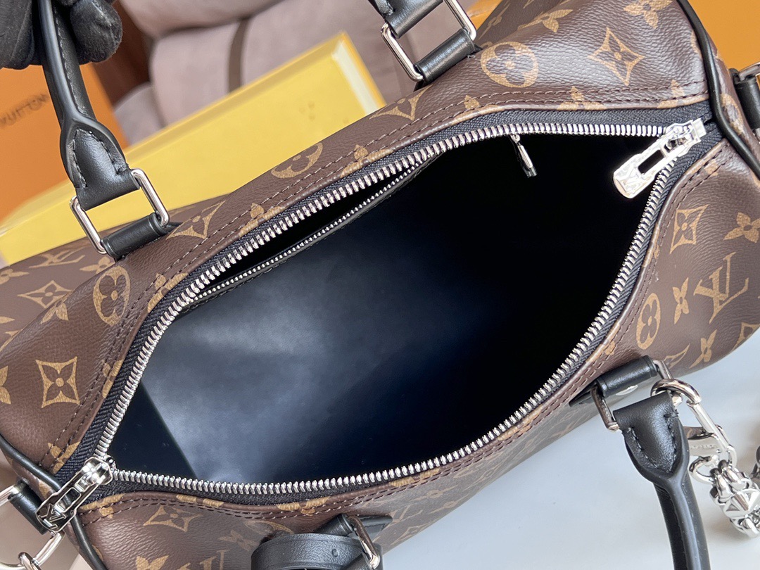 Louis Vuitton LV speedy soft 30 dark handbag