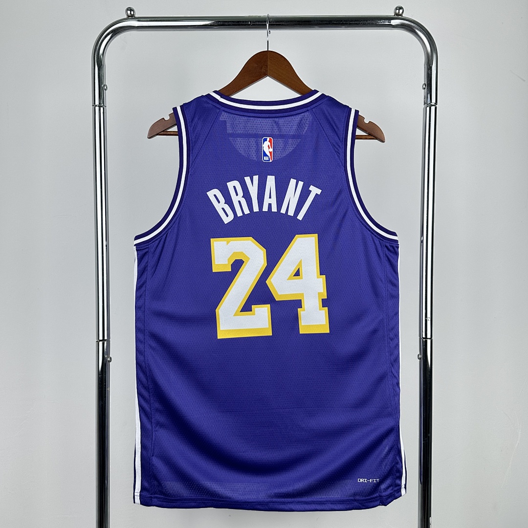 2026 Lakers exclusive Kobe Bryant #24