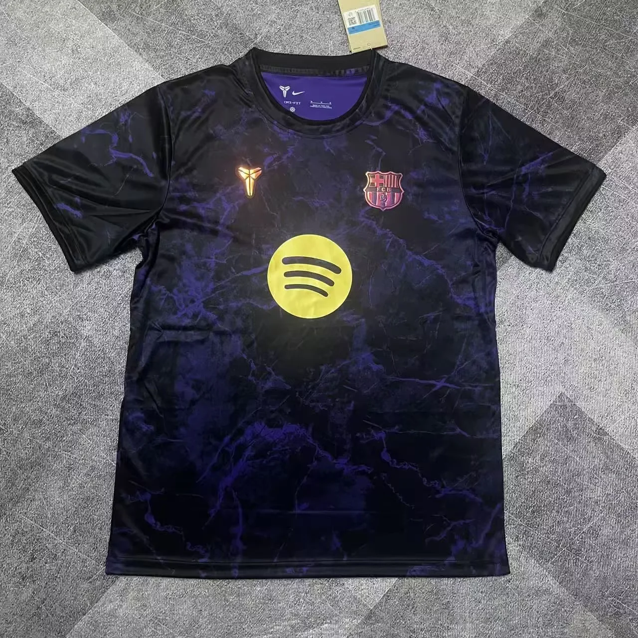 2026/2027 Barcelona Training Levver Red Fans Football Shirt 1:1 Thai Quality