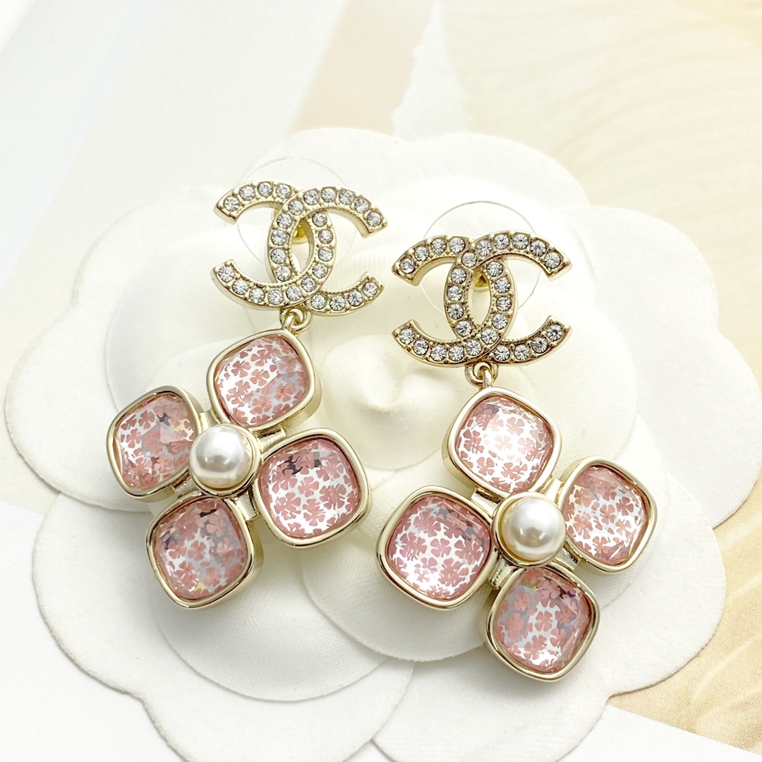 Chanel Fashion Earrings