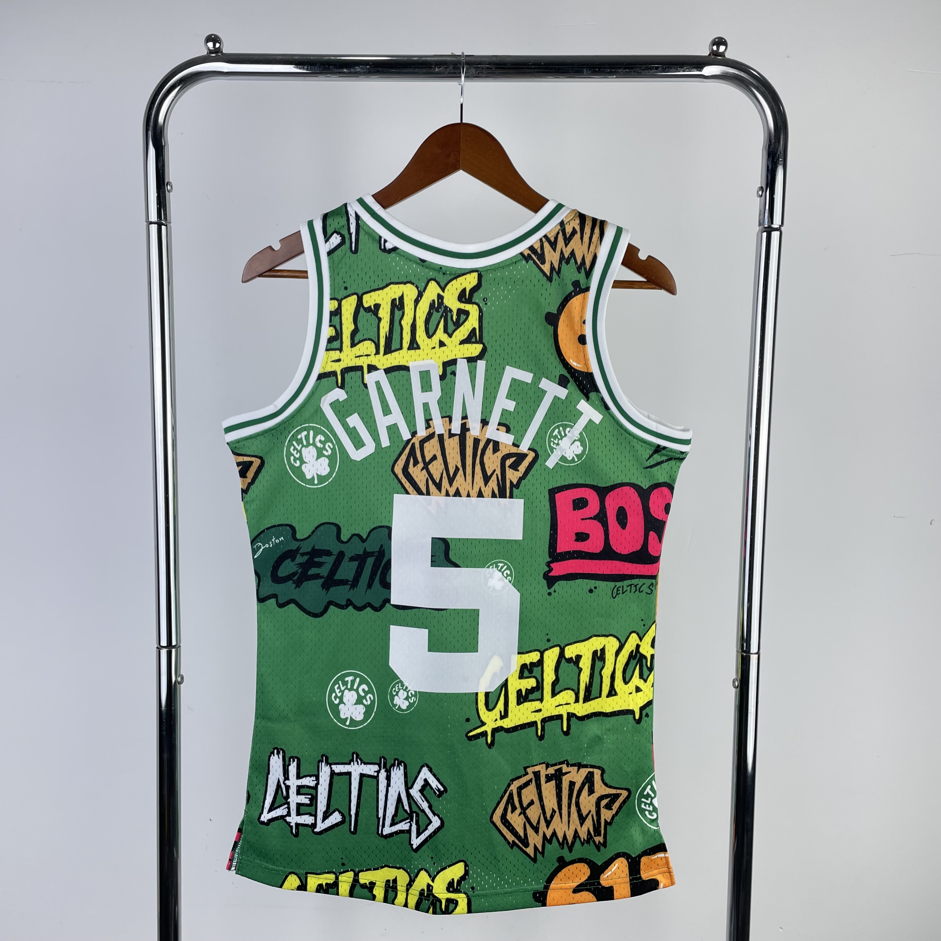 MN Heat Pressed Vintage : SW Celtics' 07/08 Graffiti No.5 Garnett