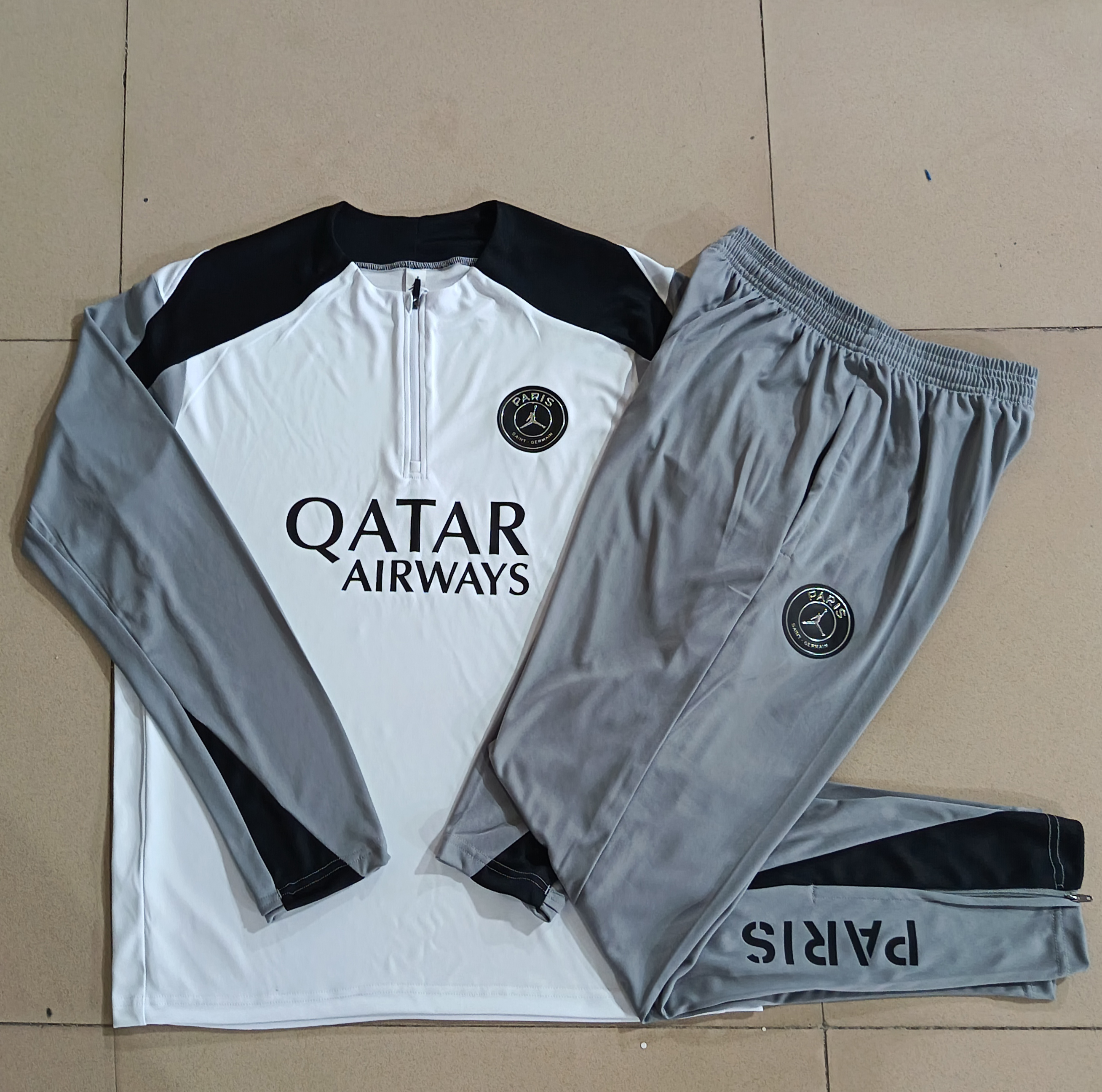 Paris Saint Germain Kids Training Suit 26/27