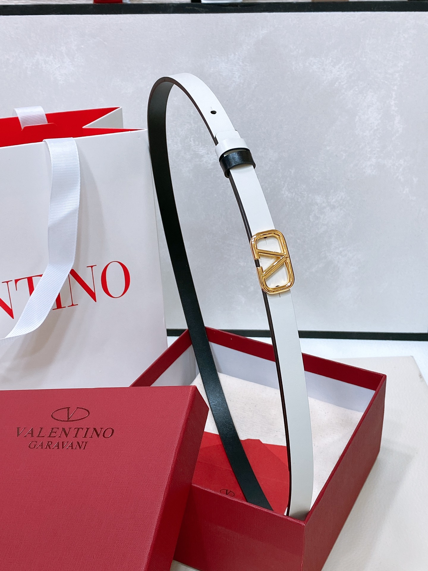 Valentino Mini Reversible Leather Belt 1cm