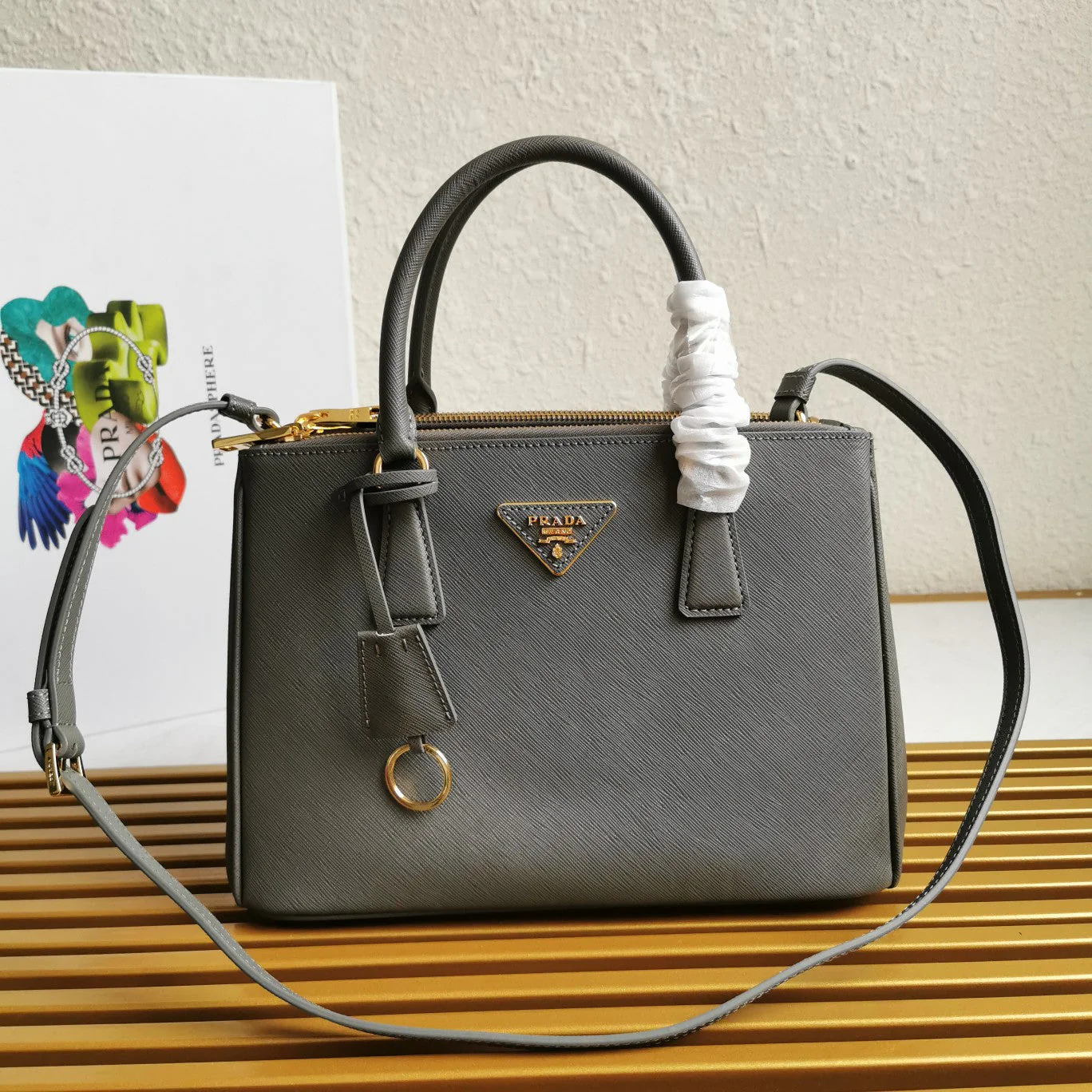 Prada MEDIUM GALLERIA 28 GREY SAFFIANO LEATHER