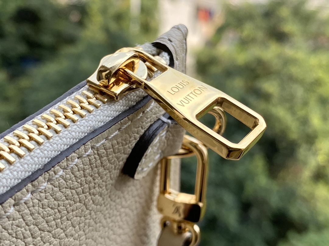Louis Vuitton LV Neverfull MM m45684