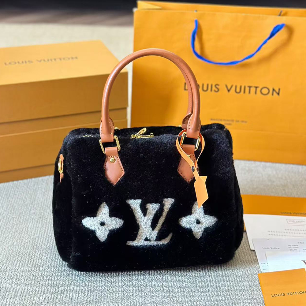 Louis Vuitton LV wool lamb bag (Mirror Quality)
