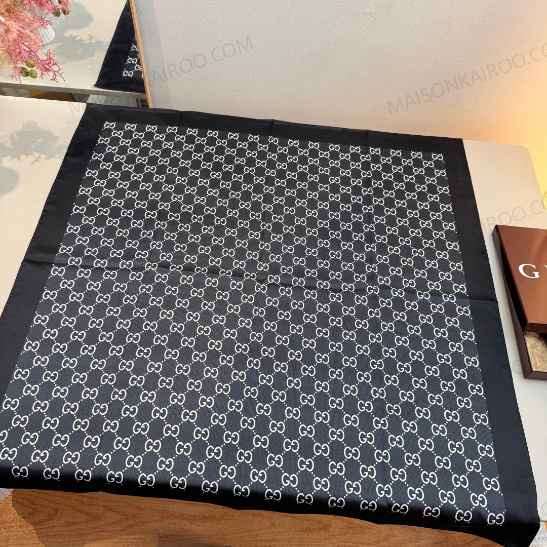 Gucci GG Monogram 90 Silk Scarf - KAIROO