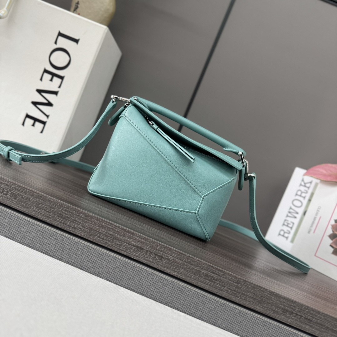 Loewe Mini Spearmint Puzzle Geometric Edge Smooth Leather Embossed Anagram Handle Shoulder Bag - KAIROO