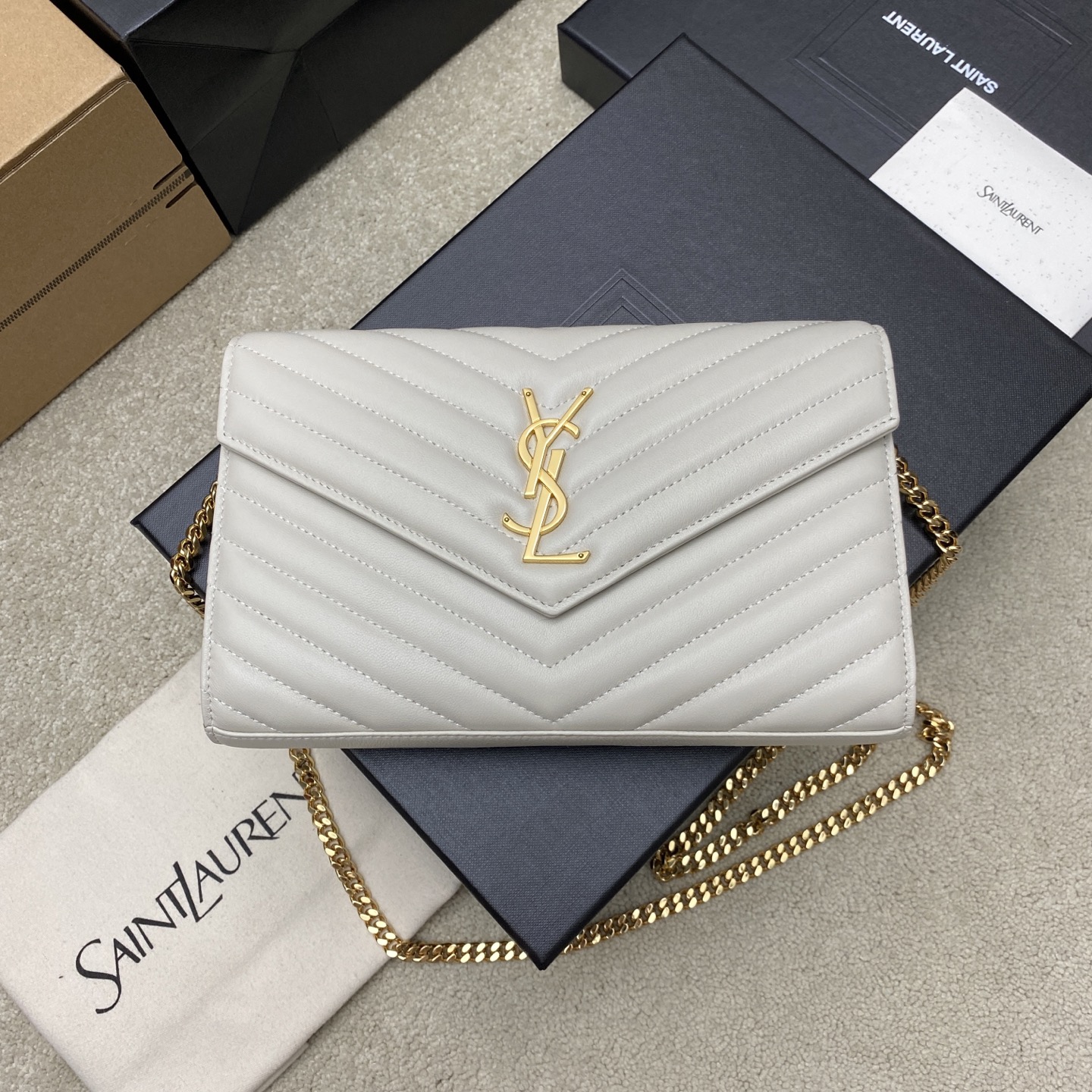 Saint Laurent White Lambskin Cassandre Chain Wallet 377828