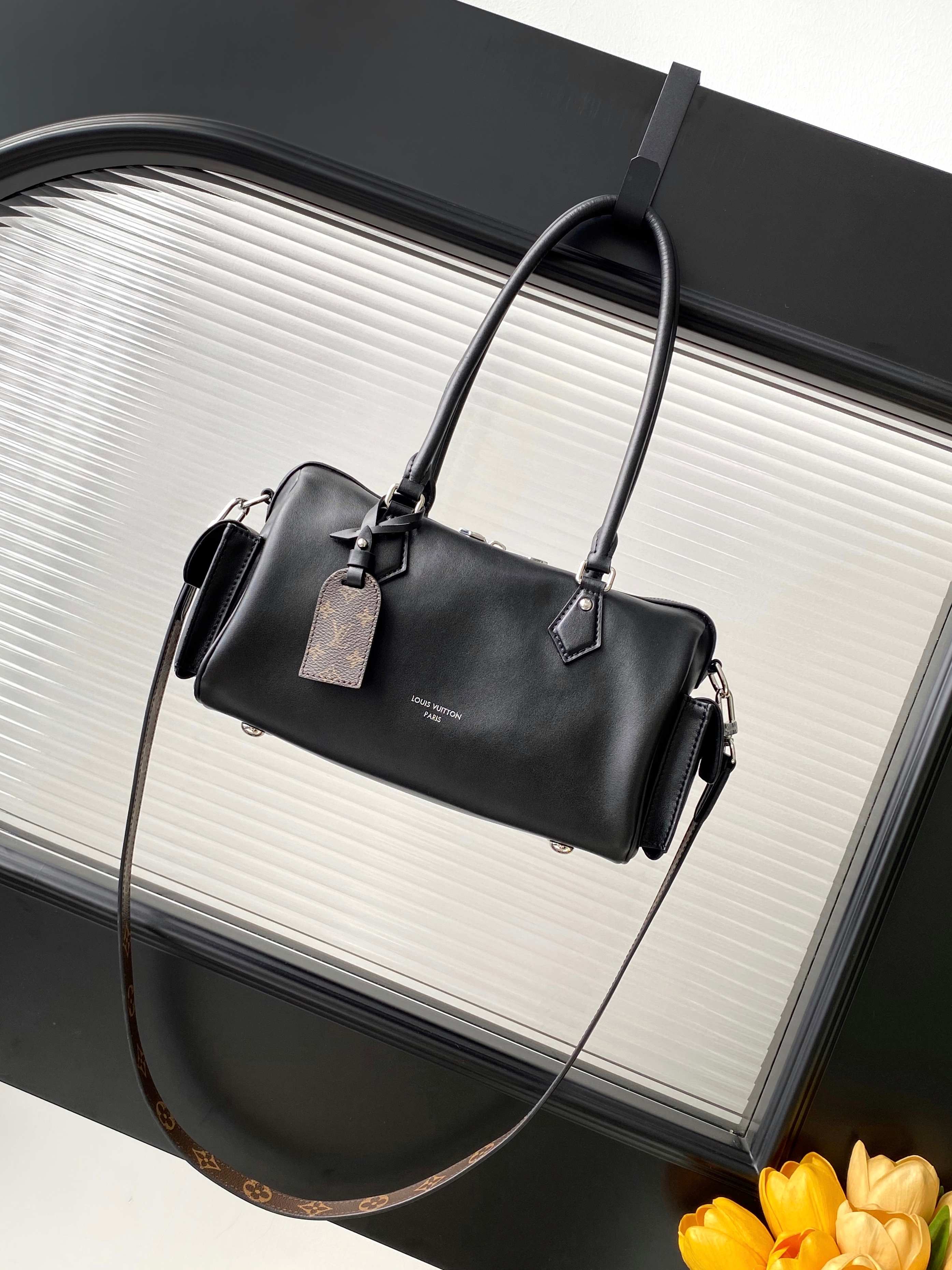 Louis Vuitton LV Speedy Cargo Vibe handbag