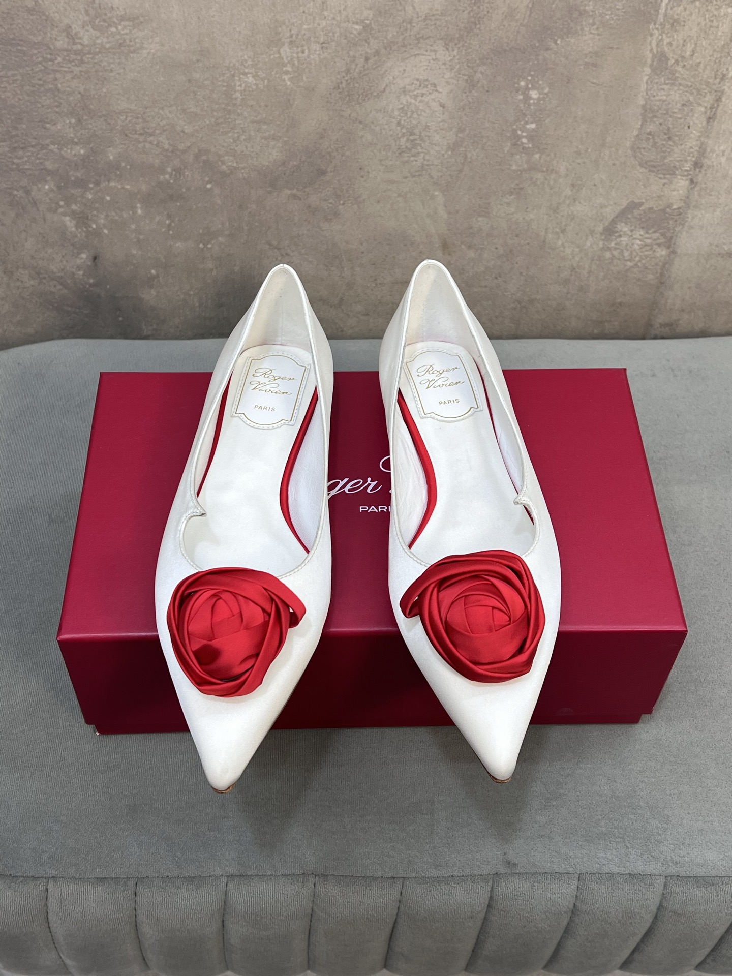Roger Vivier Rose Vivier Lace Ballet Flat