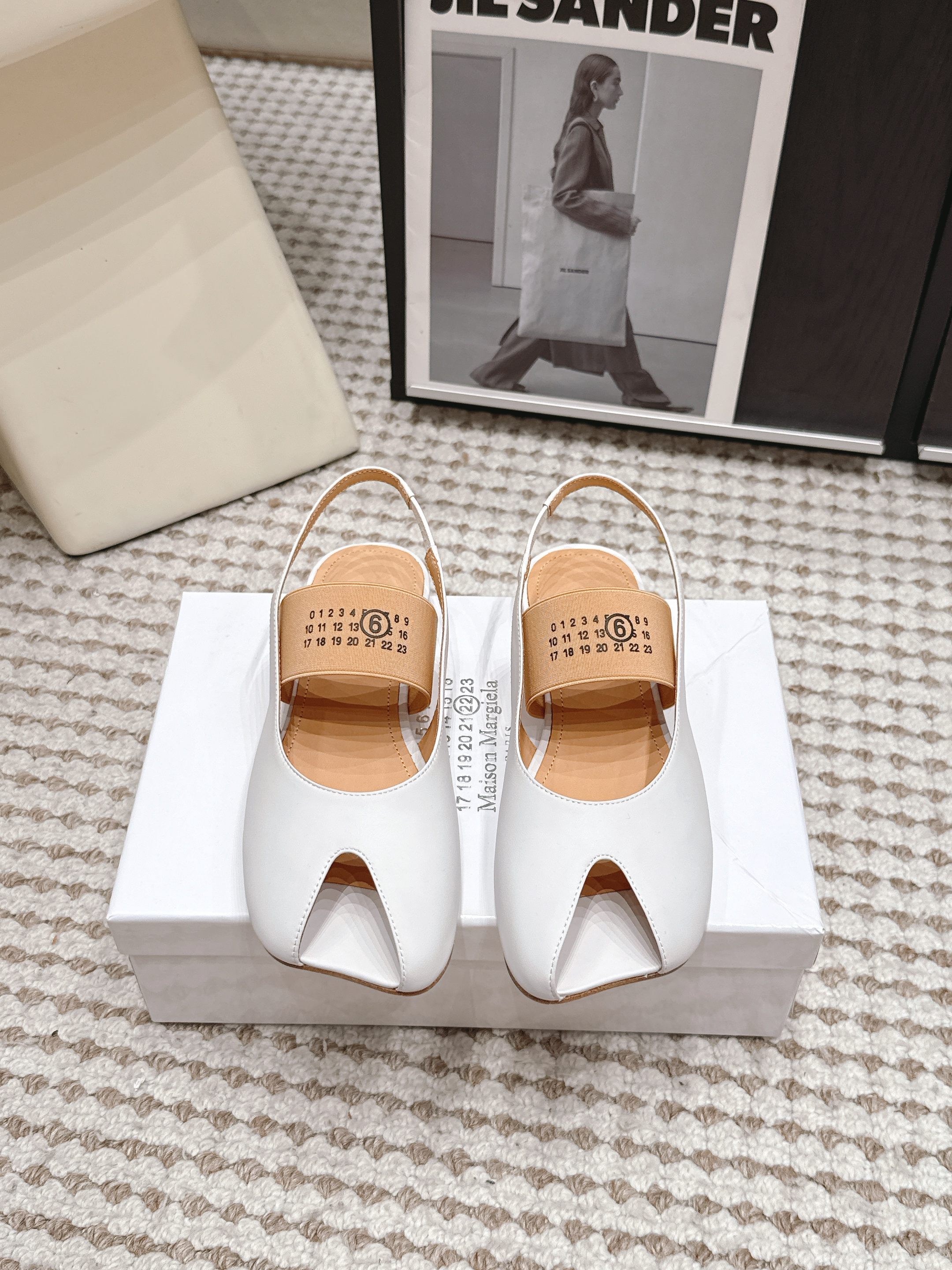 Maison Margiela Tabi Flat Singback Sandal