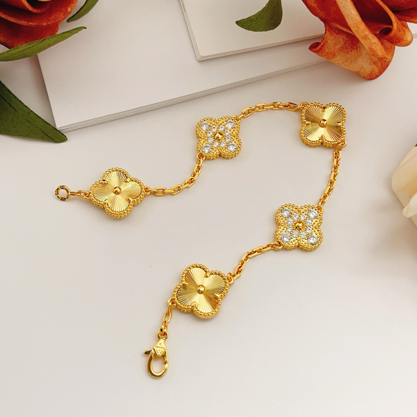 Van Cleef Fashion Bracelet