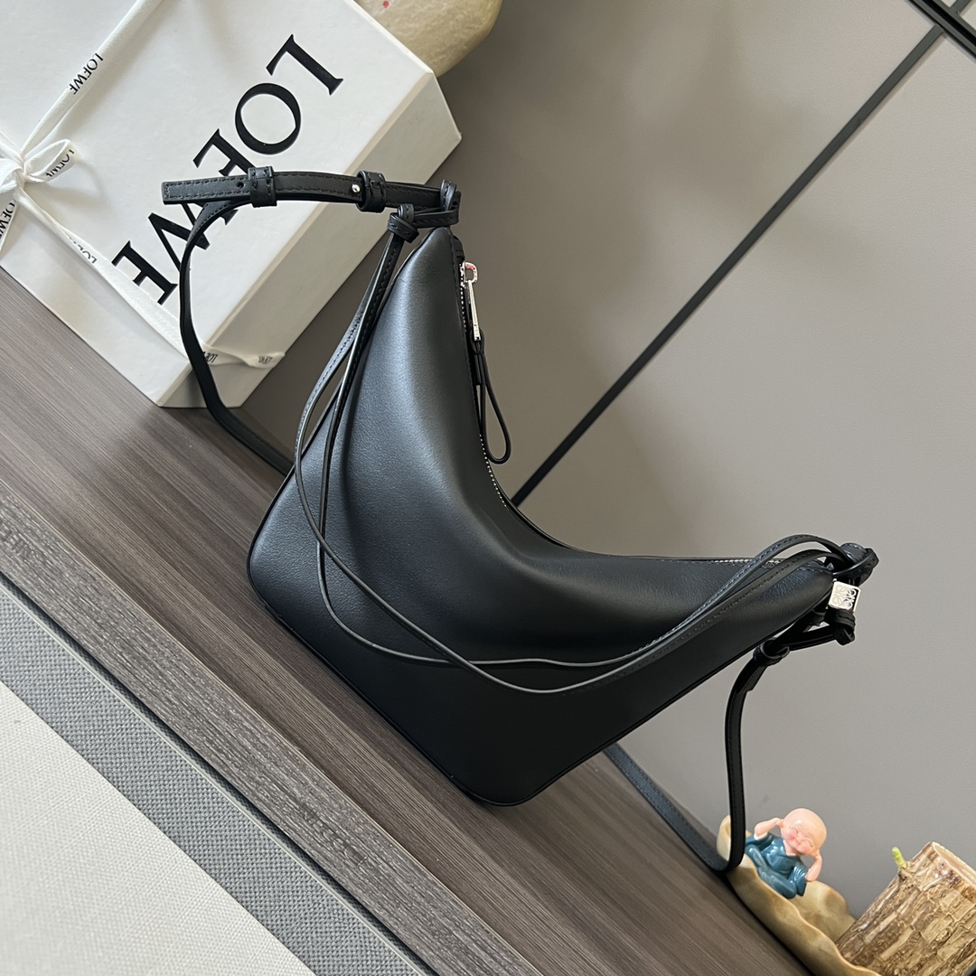 Loewe Hammock Hobo Bag in Classic Calfskin-Black