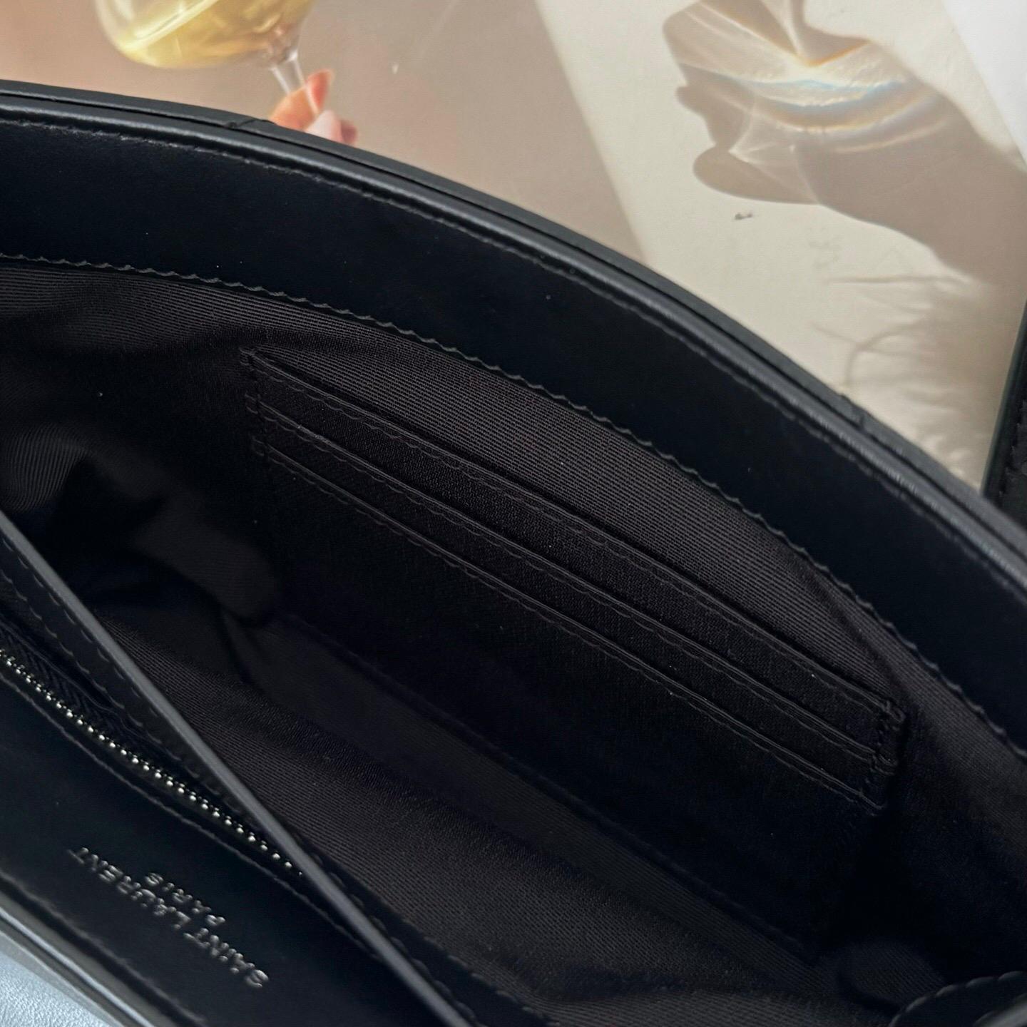 SAINT LAURENT YSL Loulou Toy quilted leather shoulder bag