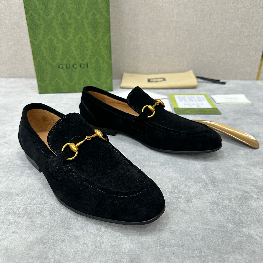 Men's Gucci Jordaan loafer with Web in Black suede
