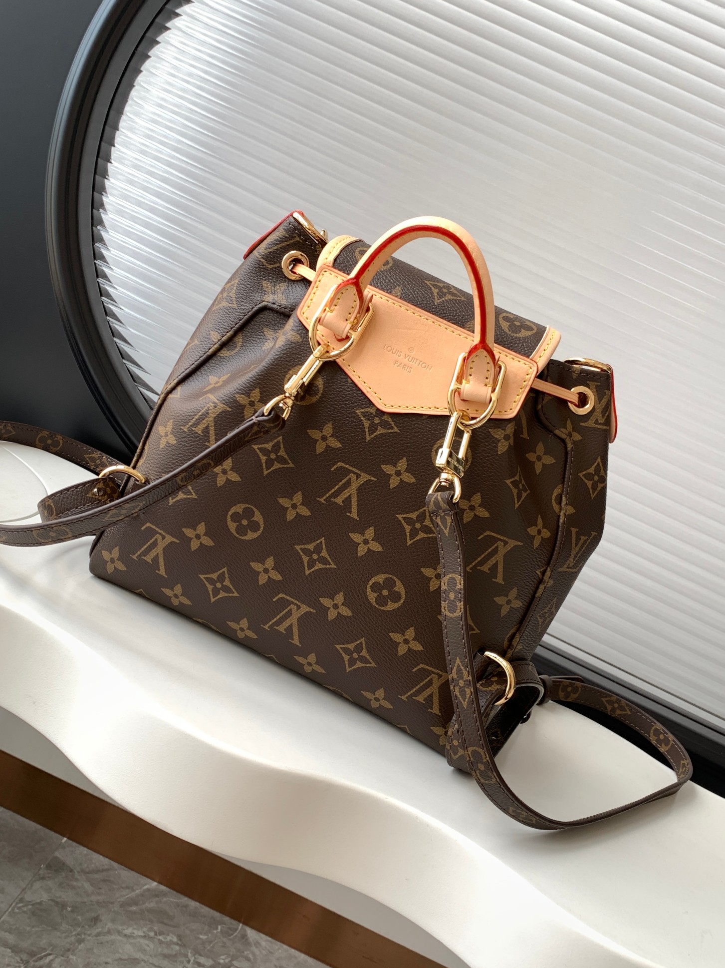 Louis Vuitton LV Bags Excursion Monogram M46932 (10A Mirror Version)