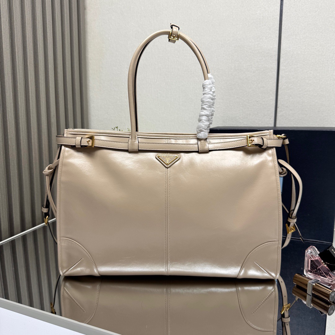 Prada Bonnie extra-large leather handbag-Beige 1BA439