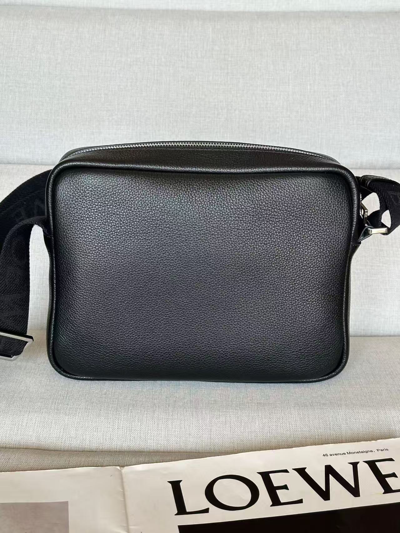 Loewe Military Messenger Classic Messenger Pack