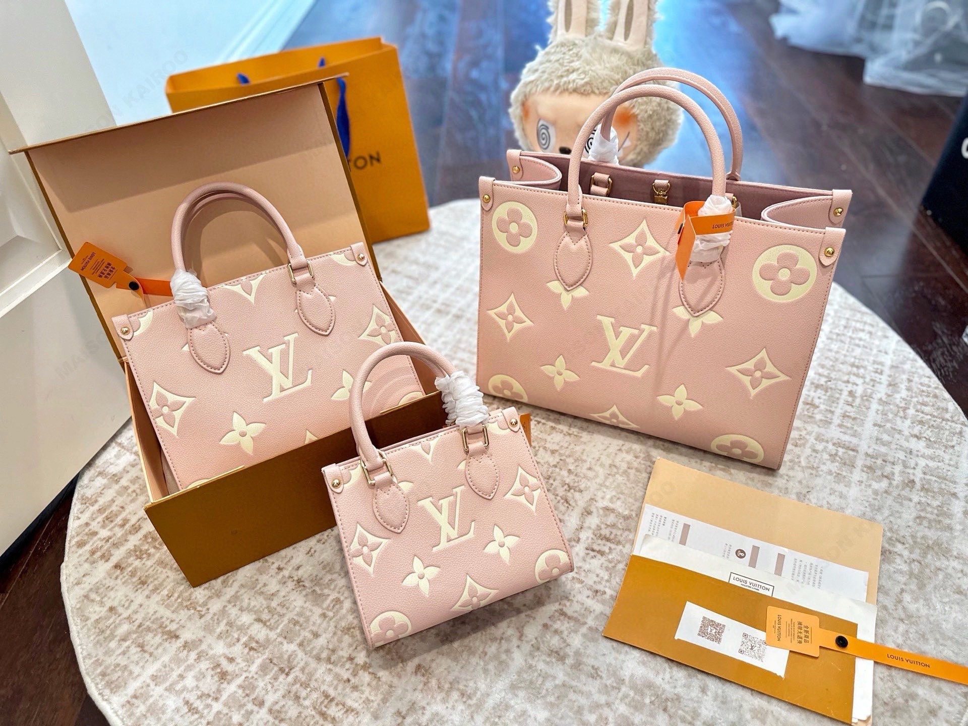 Louis Vuitton LV OnTheGo BB/PM/MM Pink Giant Monogram Empreinte Leather Top Handle Tote Bag - KAIROO