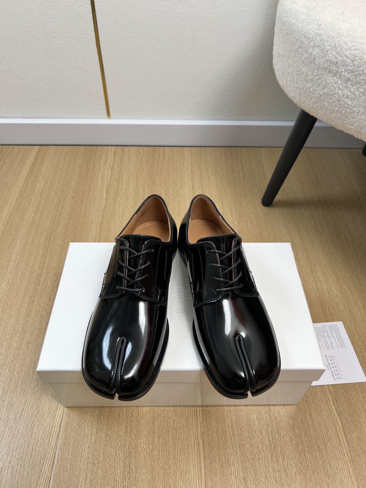 Maison Margiela Unisex Tabi Loafer