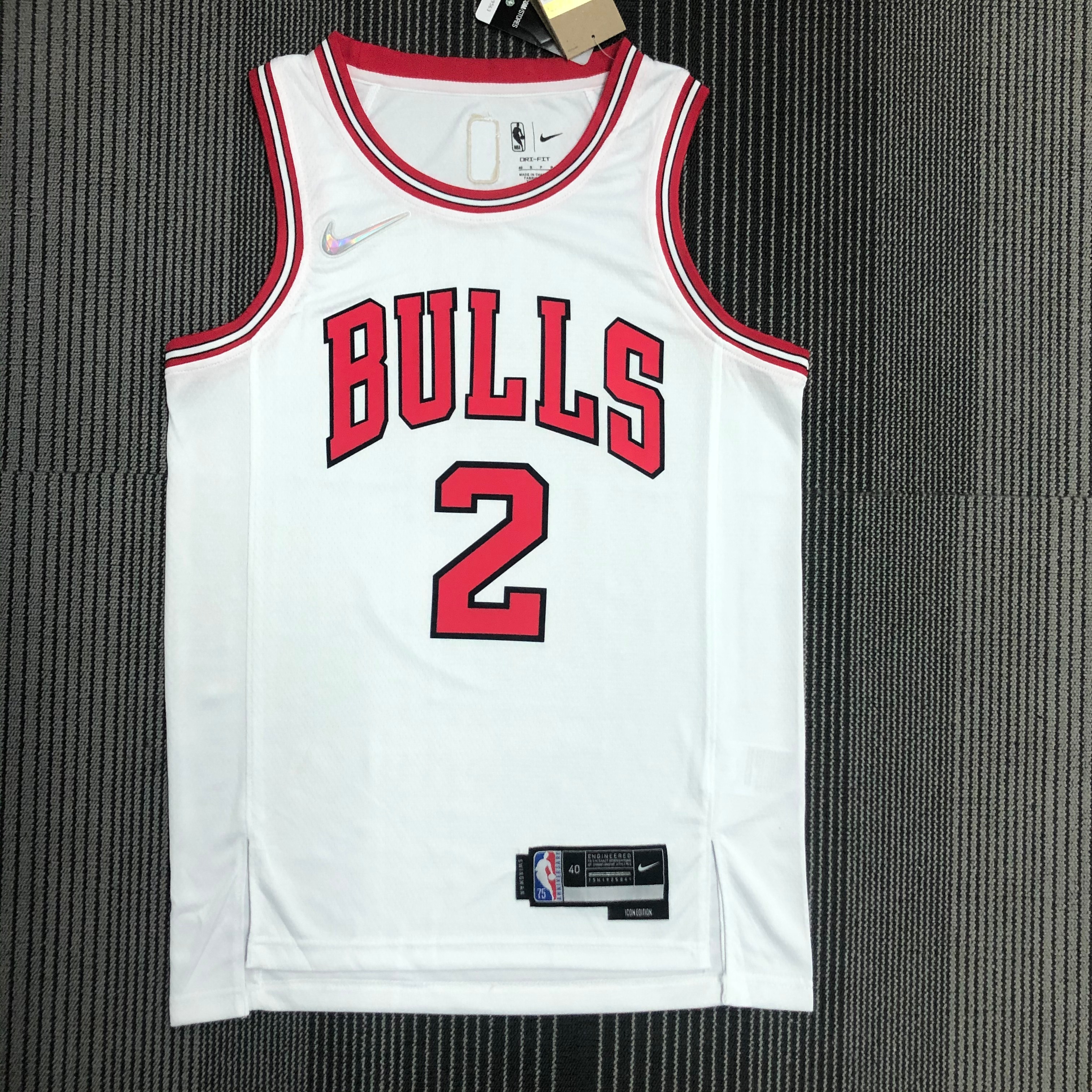 75th Anniversary Chicago Bulls White Edition No.2 Ball