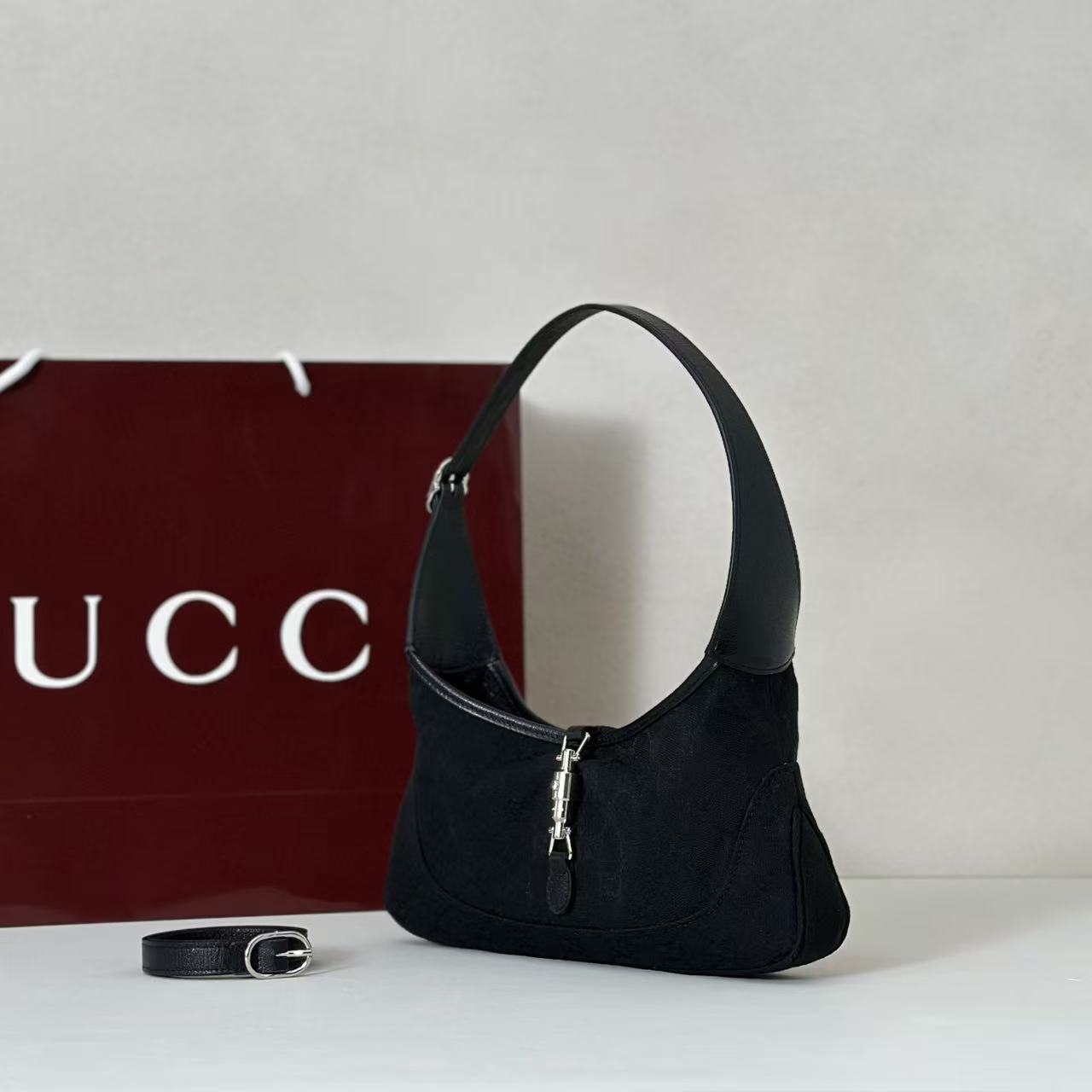 Gucci Jackie Slim small shoulder bag