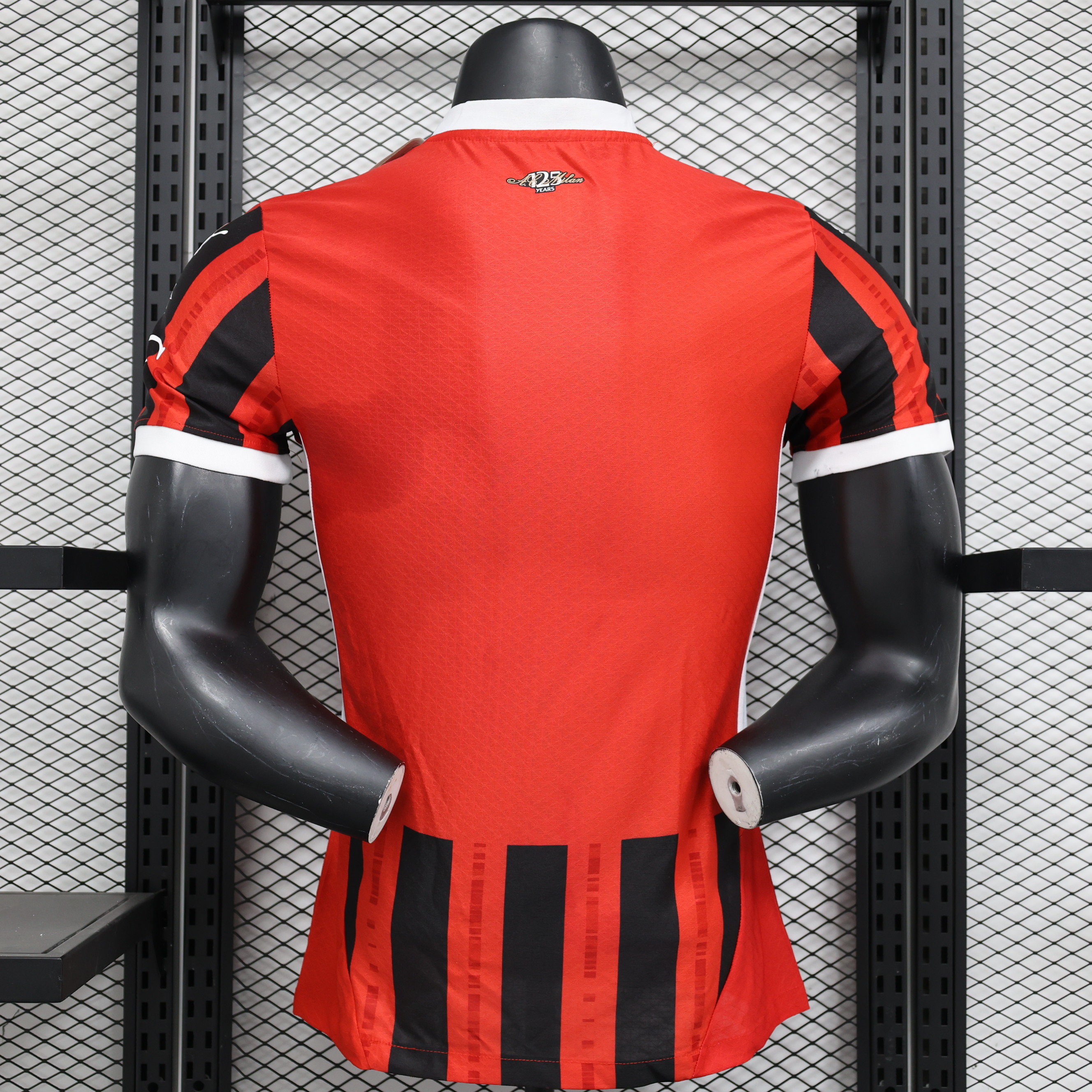 AC Milan Home Man Player Jersey 24/25