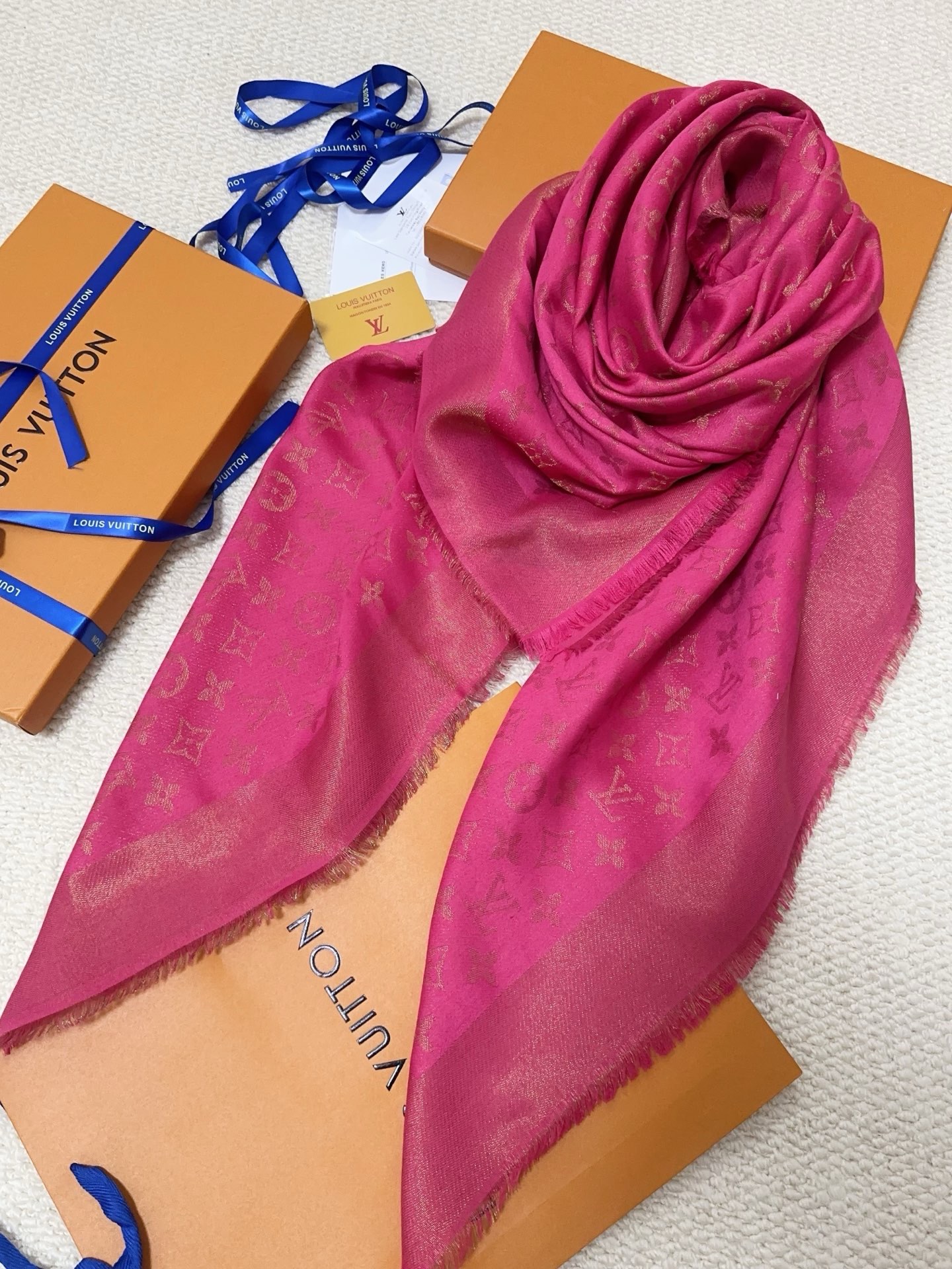 Louis Vuitton Classic Monogram Shawl 140cm