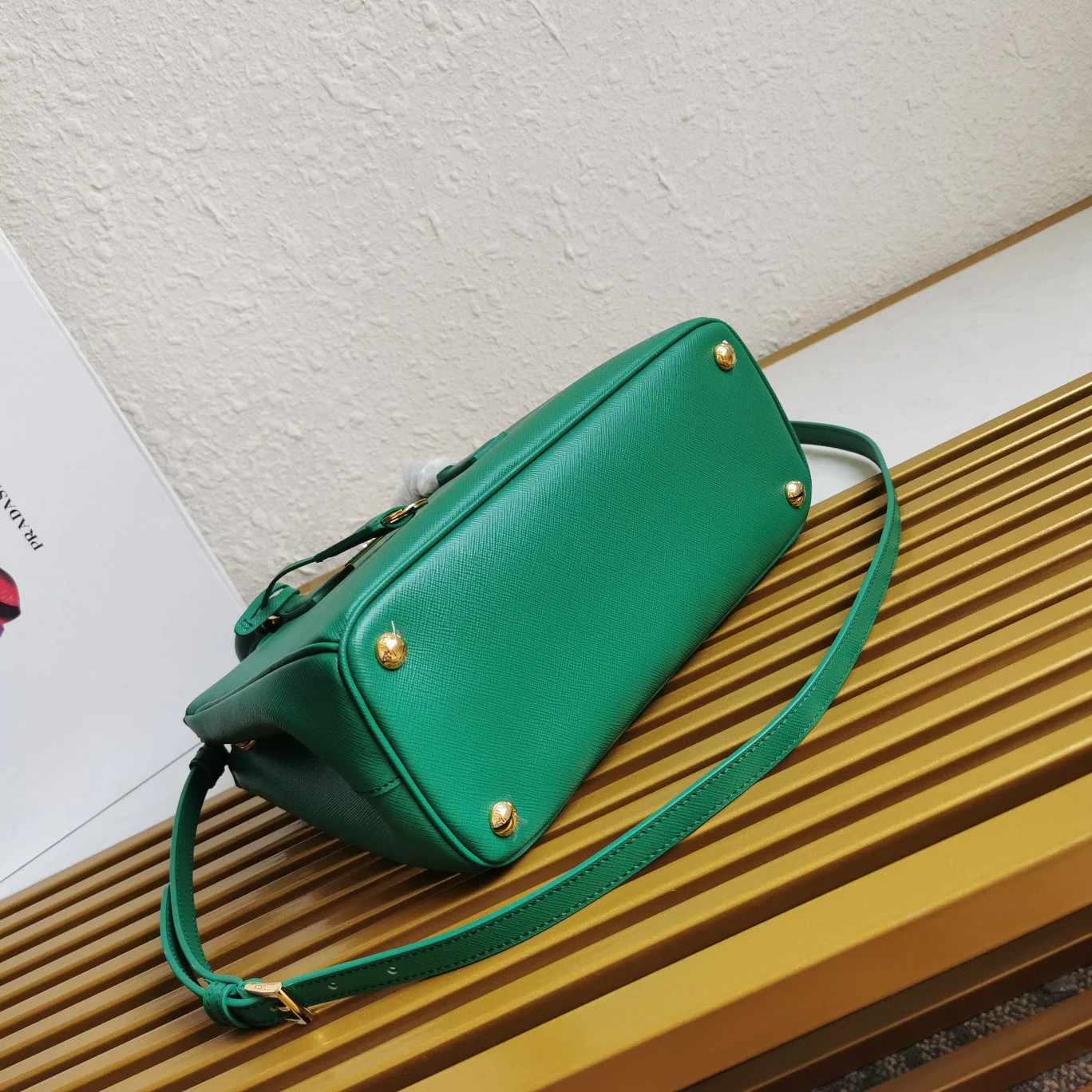 Prada MEDIUM GALLERIA 28 GREEN SAFFIANO LEATHER