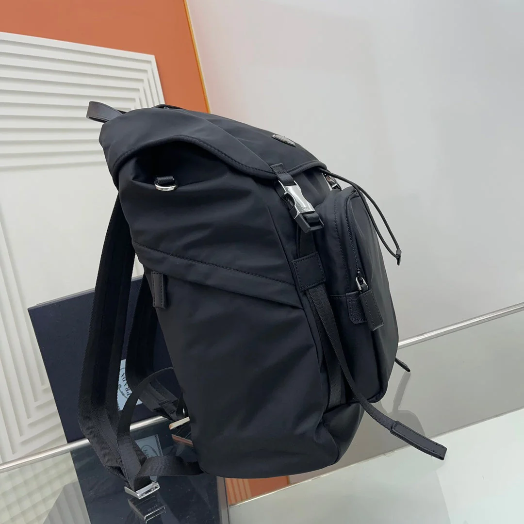 Prada BACKPACK 45 IN BLACK RE-NYLON AND SAFFIANO LEATHER TRIM