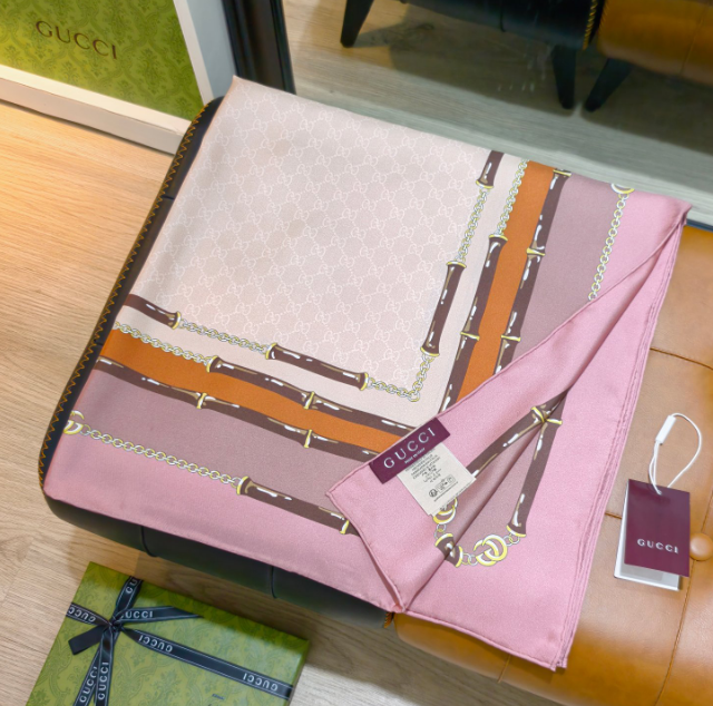 Gucci Silk Square 90cm