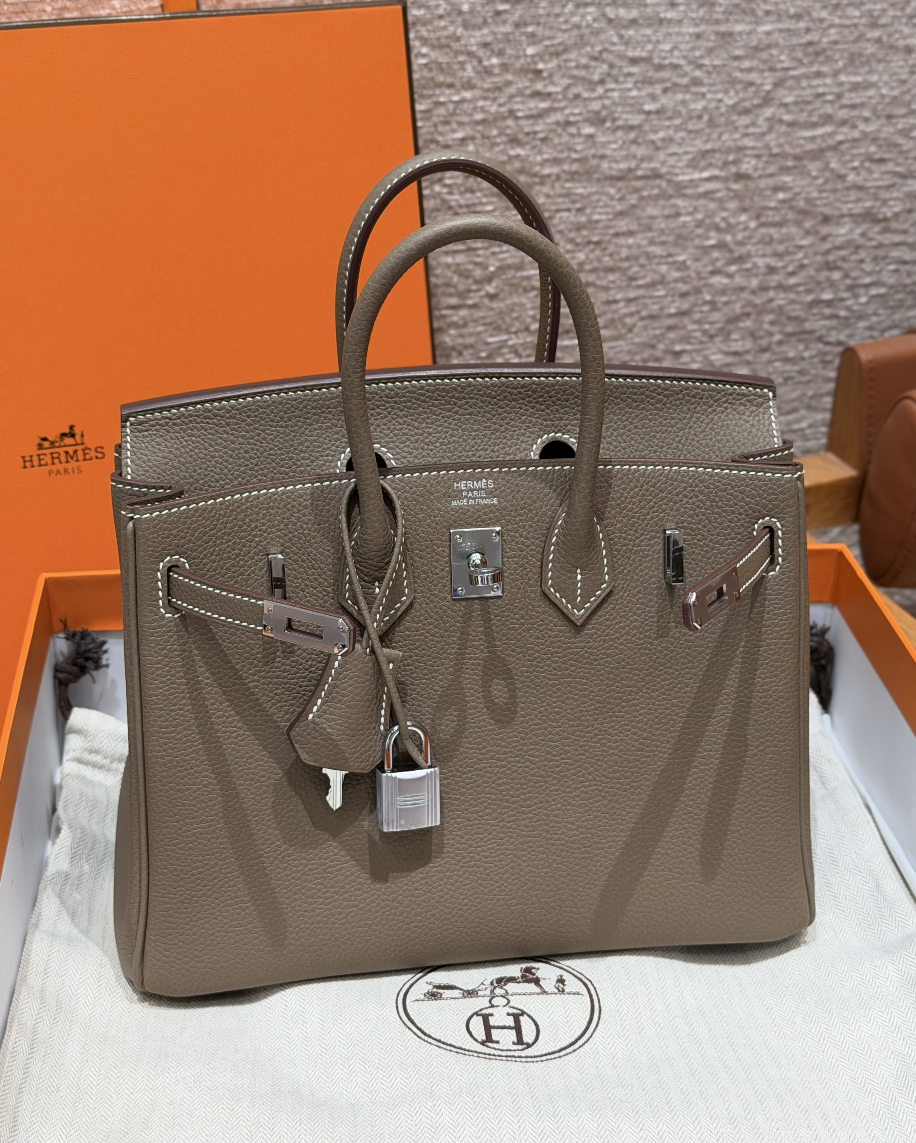 Hermes Etoupe Togo Birkin 25 Bag
