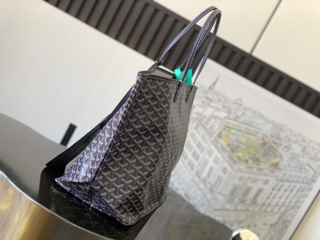 Goyard Saint Louis GM Tote in Dark blue