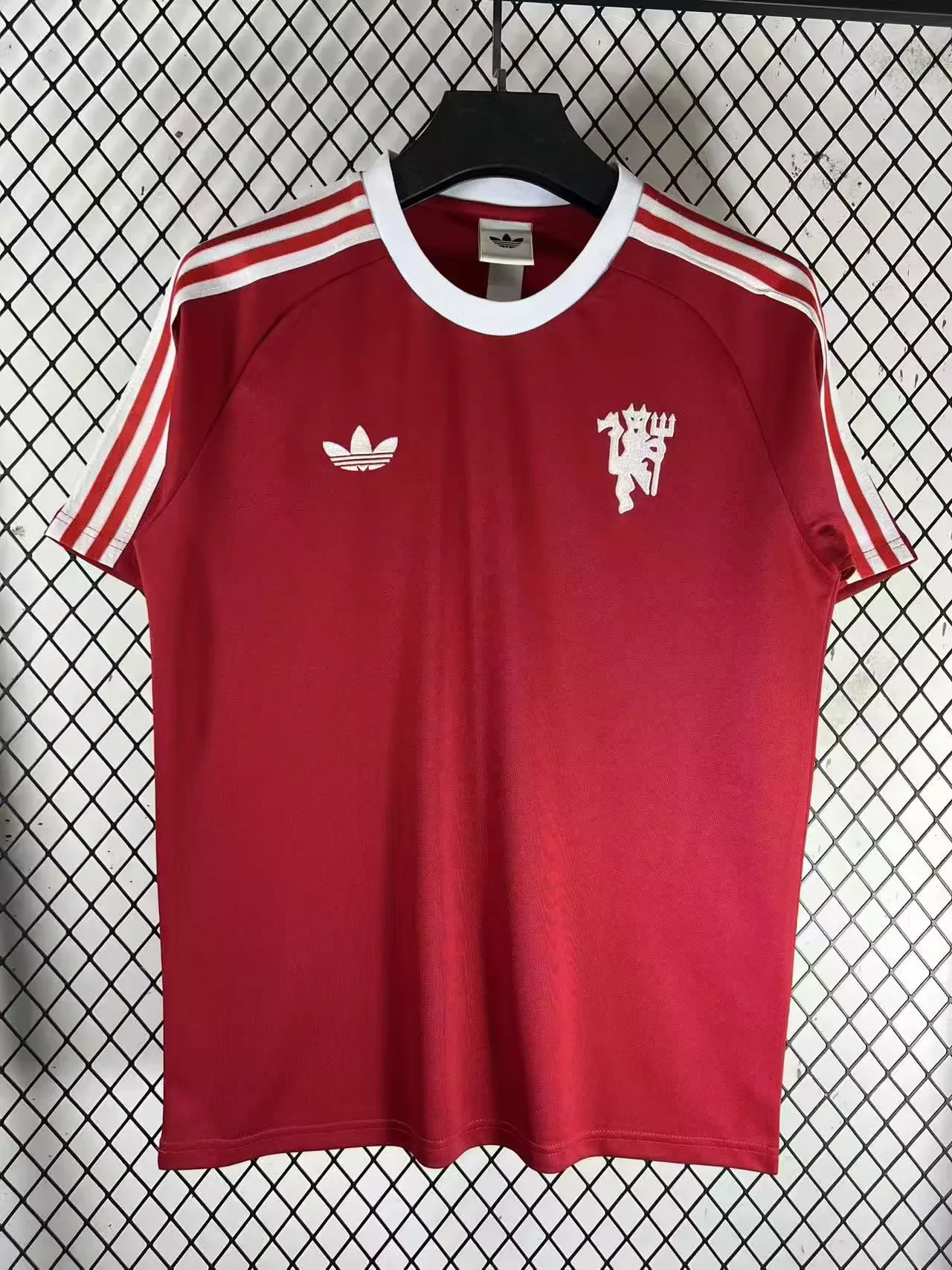 2026/27 Retro Manchester United Red Soccer Jersey 1:1 Thai Quality