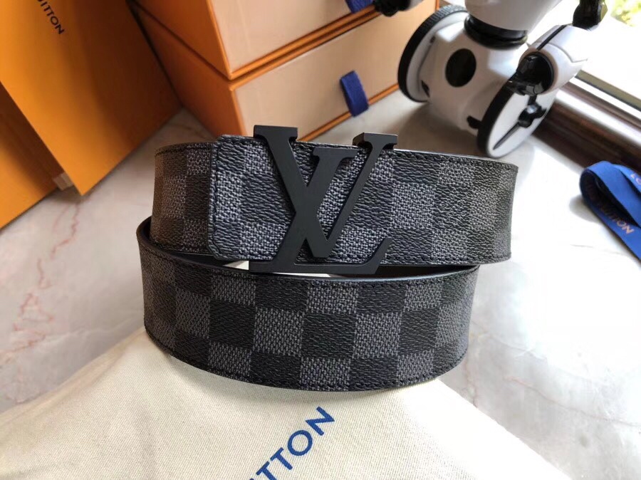 LV Classic Initiales 40mm Reversible Belt