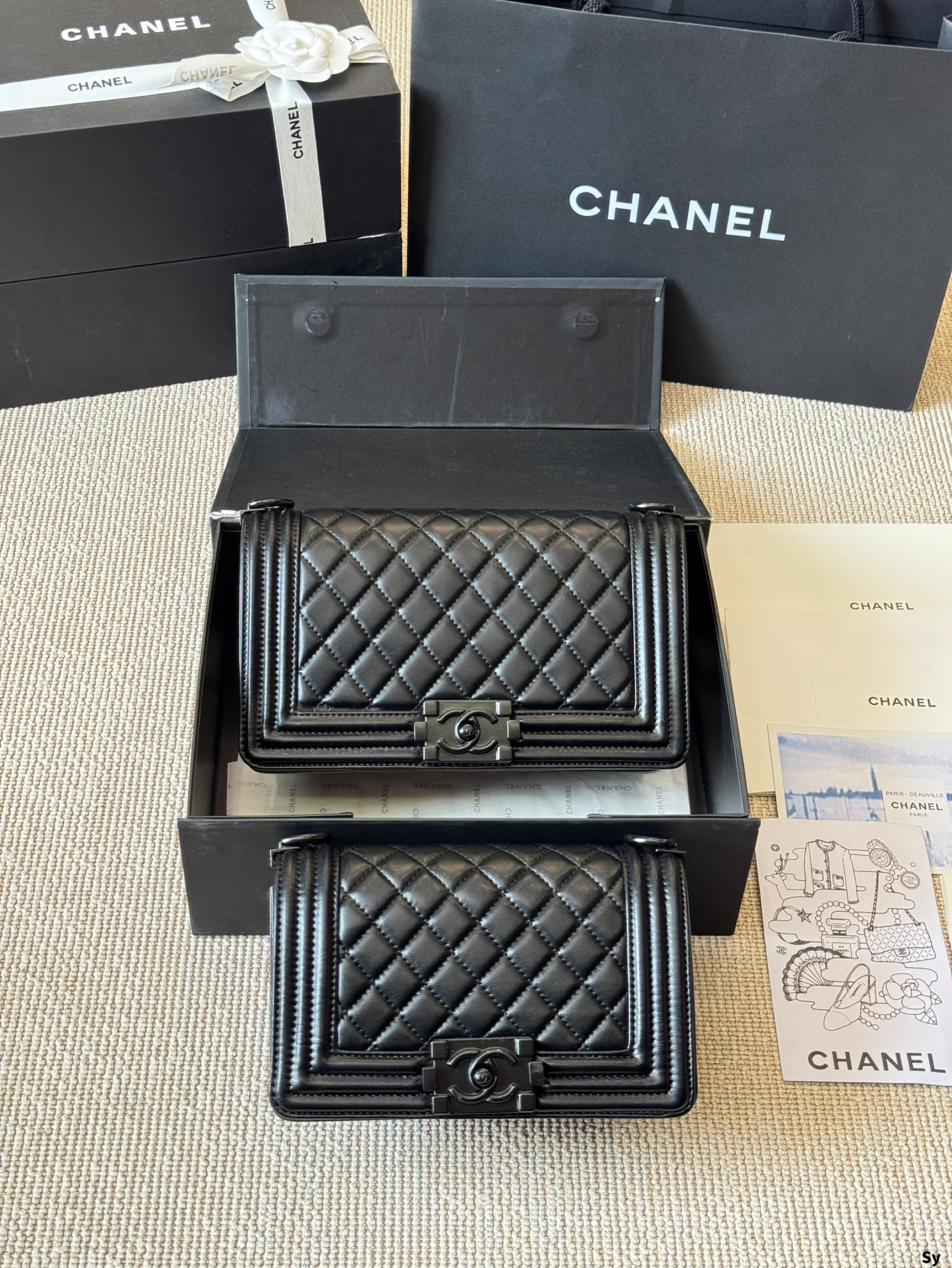 Chanel Le Boy Small/Medium Quilted Smooth Leather Tone Hardware Chain Flap Shoulder Bag - KAIROO