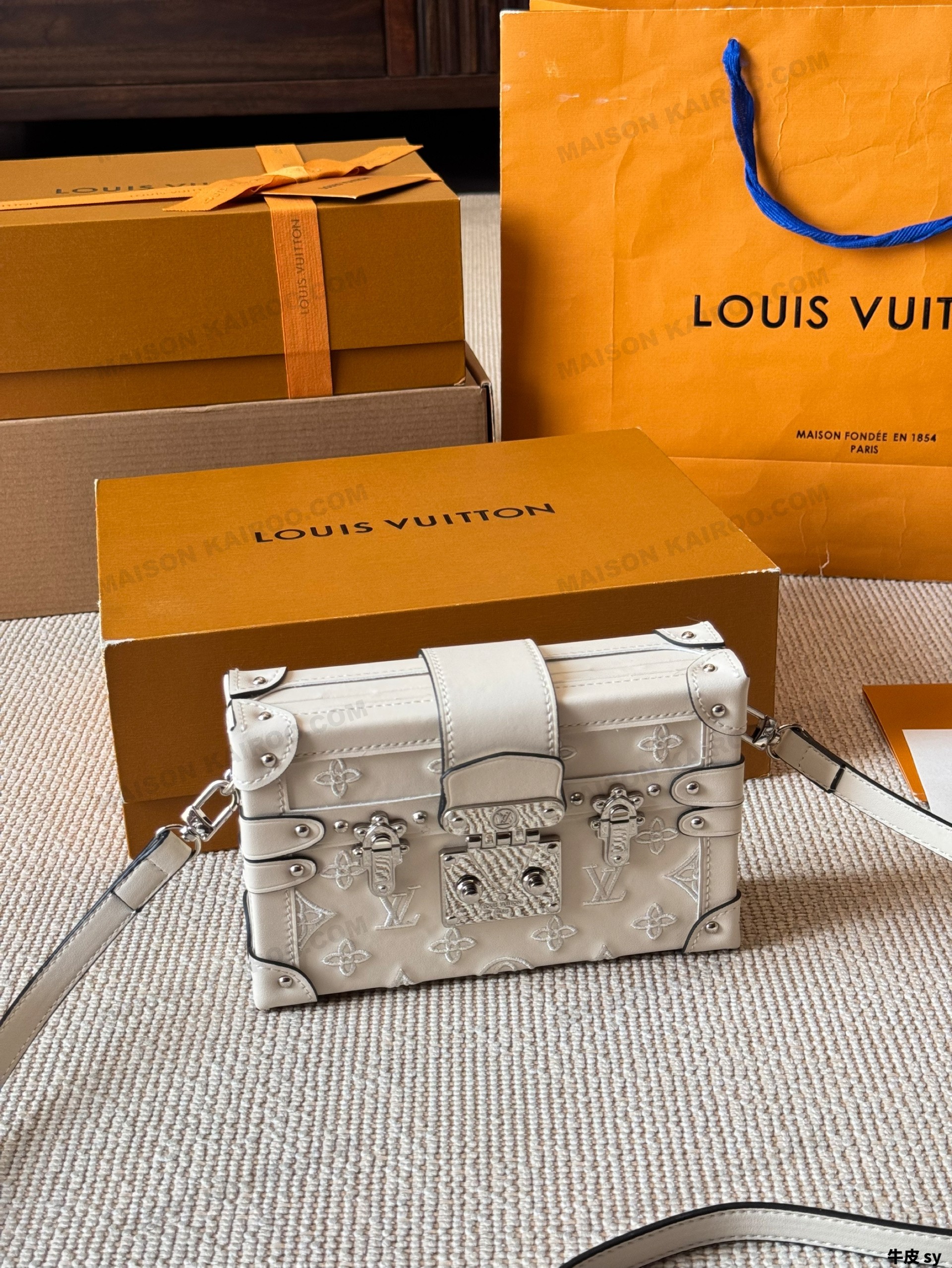 Louis Vuitton LV Petite Malle Trunk Full White Stitched Monogram Embroidery Leather Crossbody Bag - KAIROO