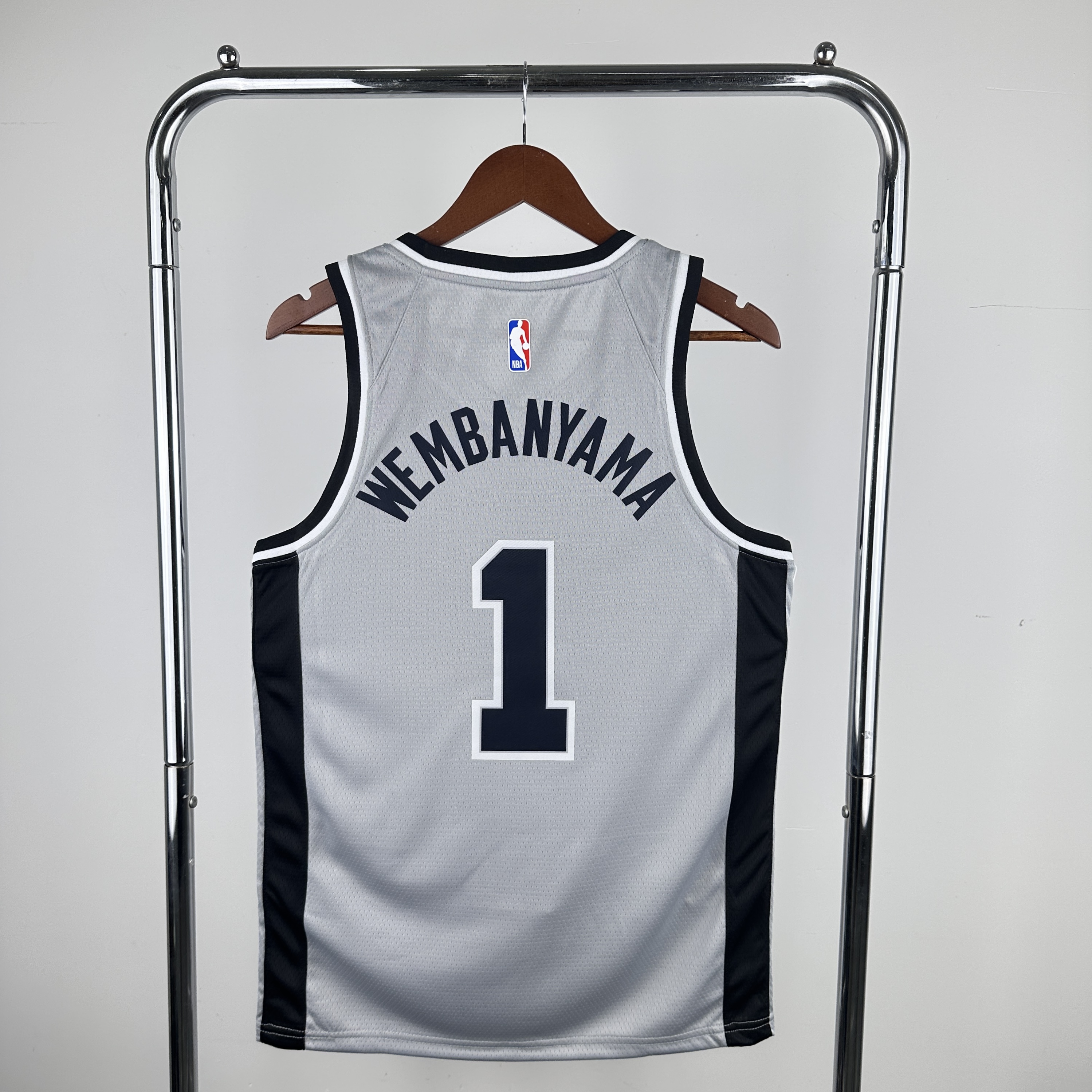 21 SEASON SAN ANTONIO SPURS FLYER EDITION  #1 WEMBANYAMA