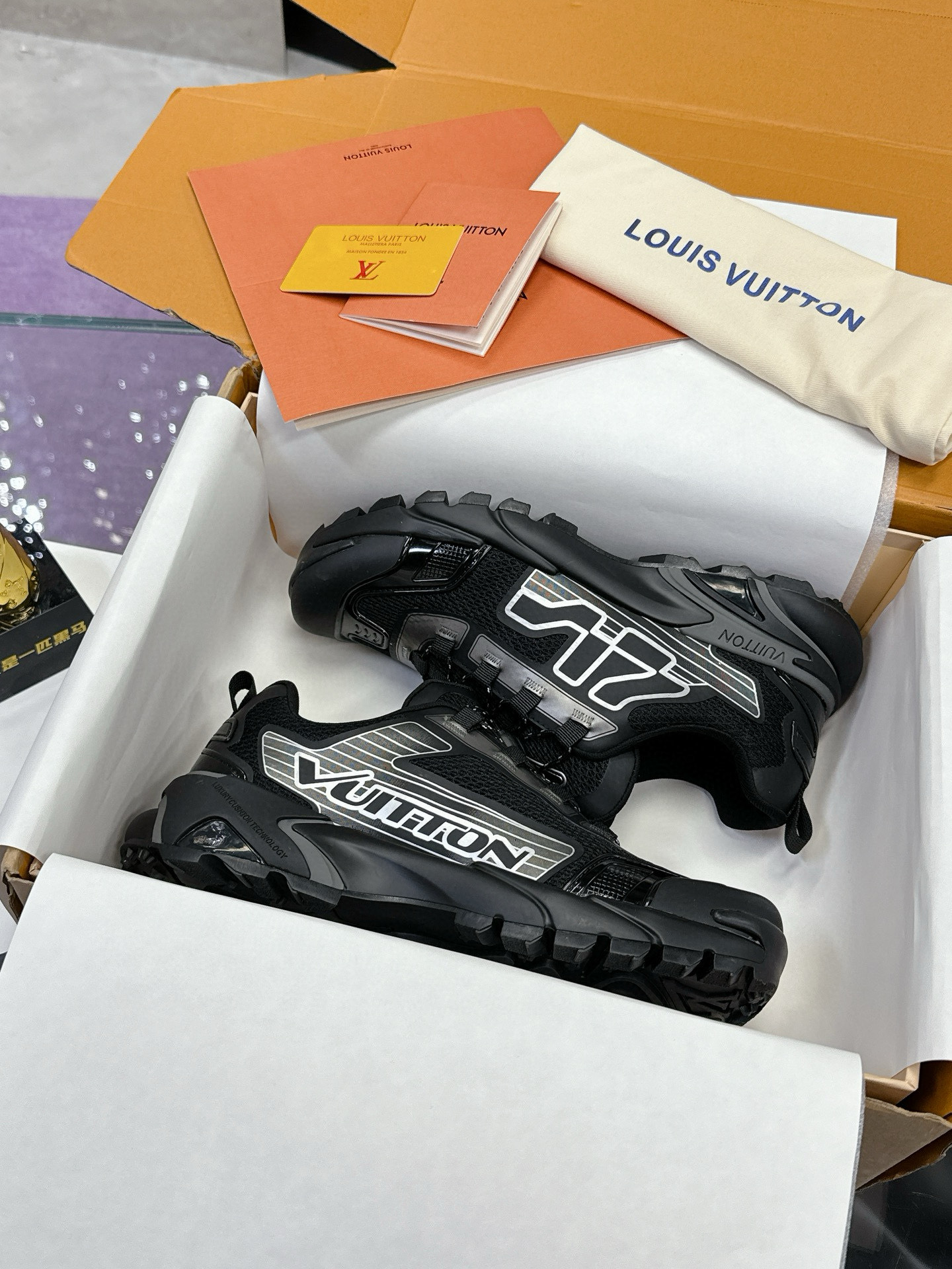 Louis Vuitton Men's LV Tatic Run Sneaker