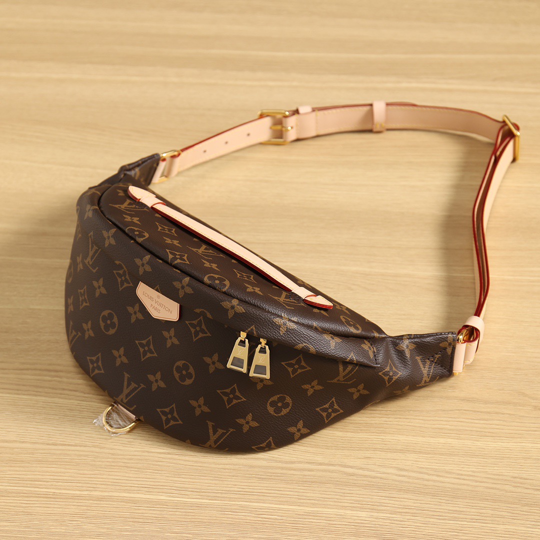 Louis Vuitton LV fanny pack waist bag