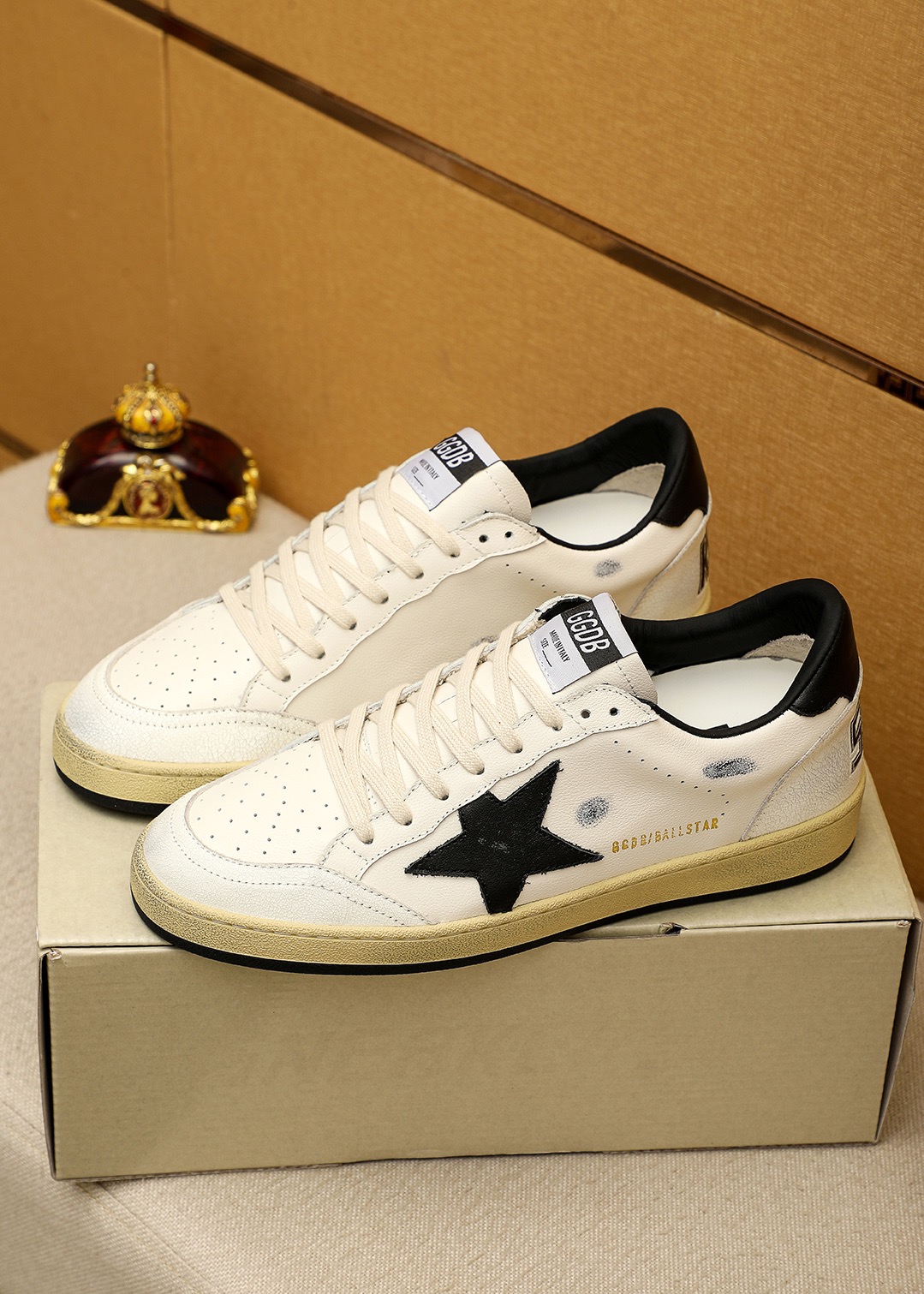 Golden Goose Unisex Super-Star Sneakers