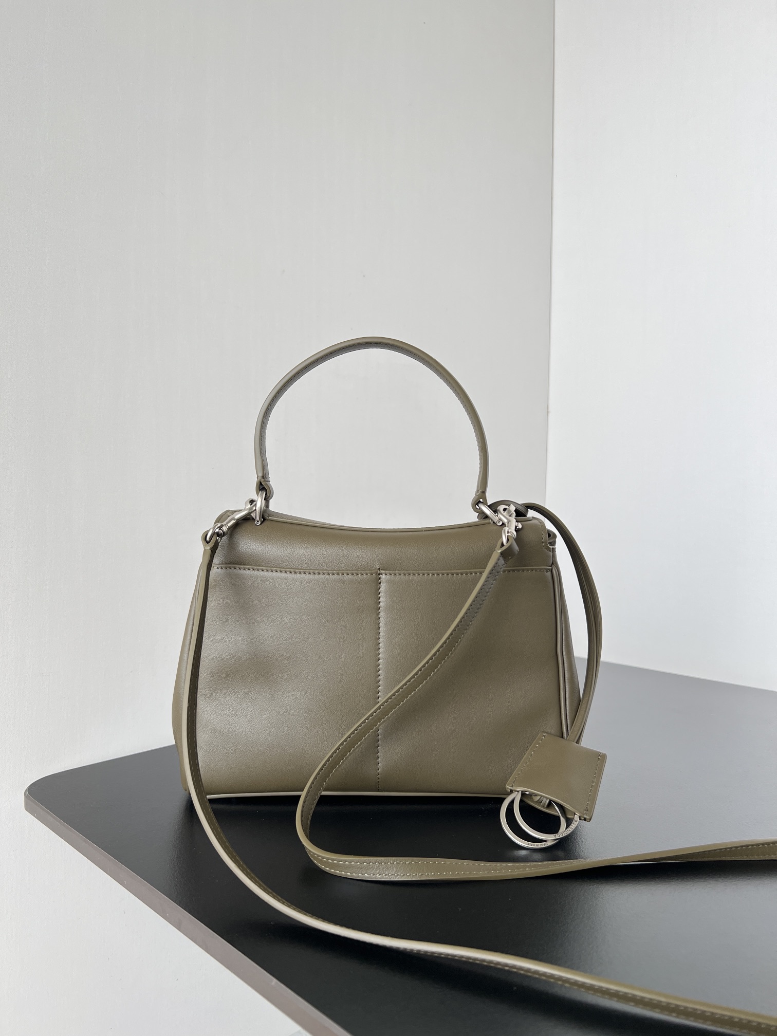 𝐁alenciaga Women's Rodeo Handbag Mini in Khaki
