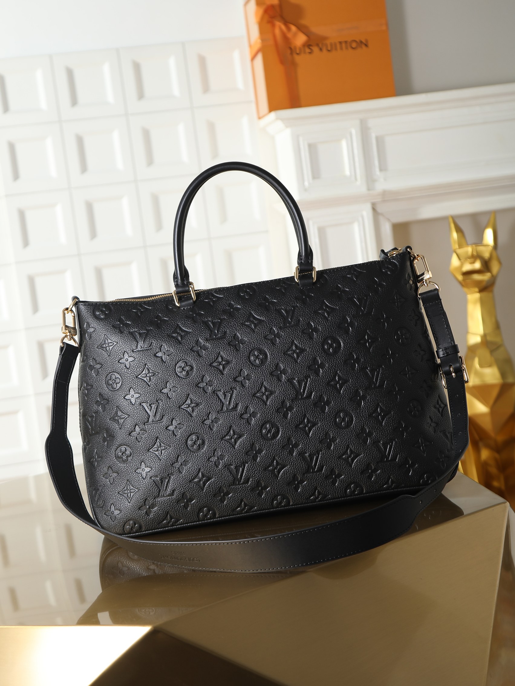 Louis Vuitton Skyline MM handbag black