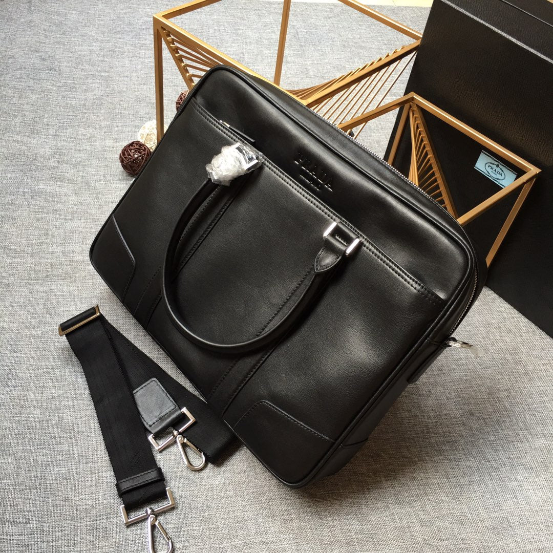 Prada Business & Travel BAG 38 IN BLACK SMOOTH CALFSKIN